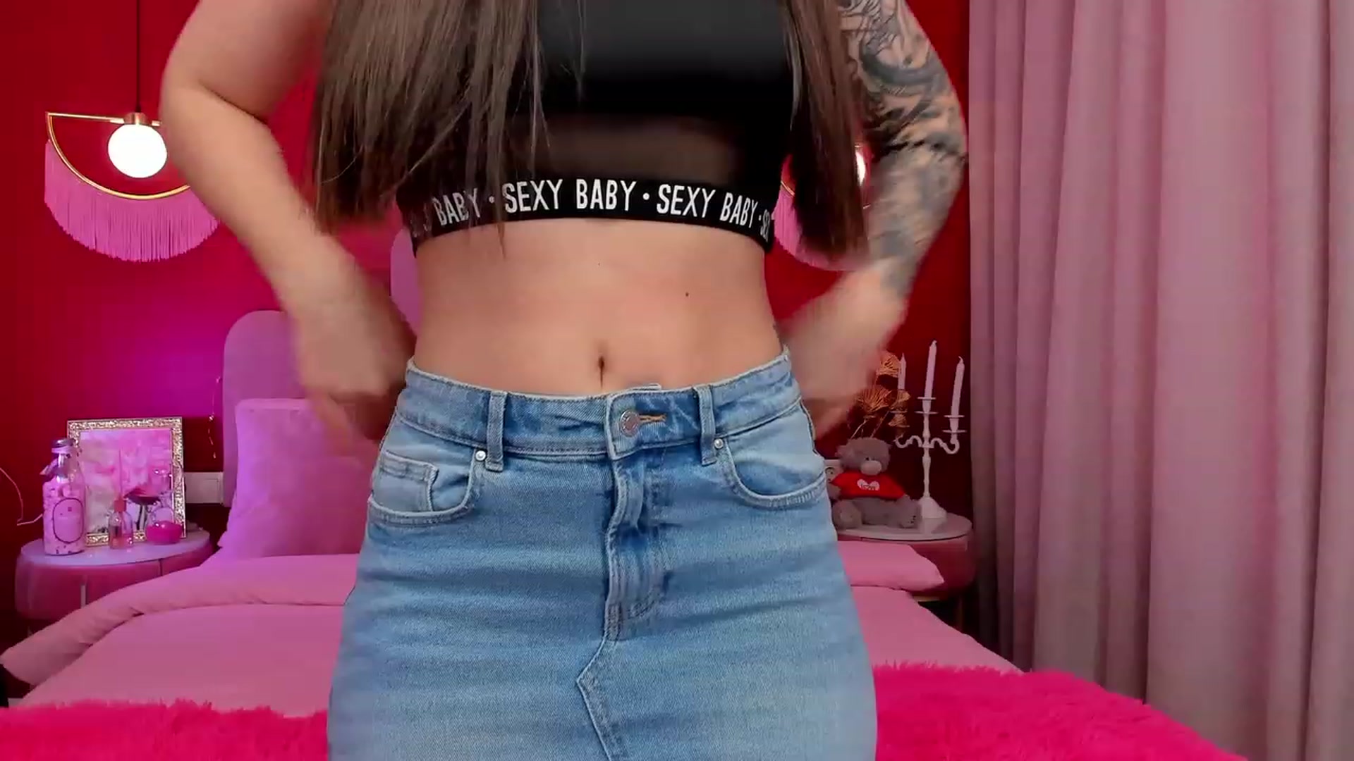 Gallery image thumbnail from AmeliaMFC's myfreecams stream on, 03/20/2023, 14:22 image 11 of 20