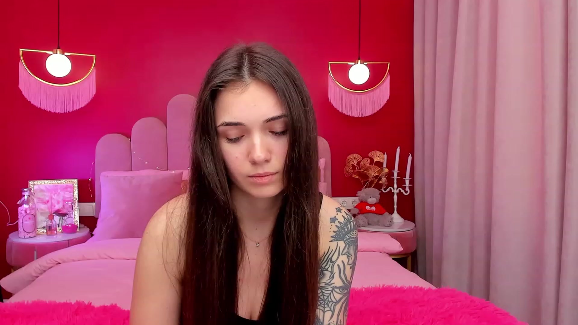 Gallery image thumbnail from AmeliaMFC's myfreecams stream on, 03/20/2023, 14:22 image 9 of 20