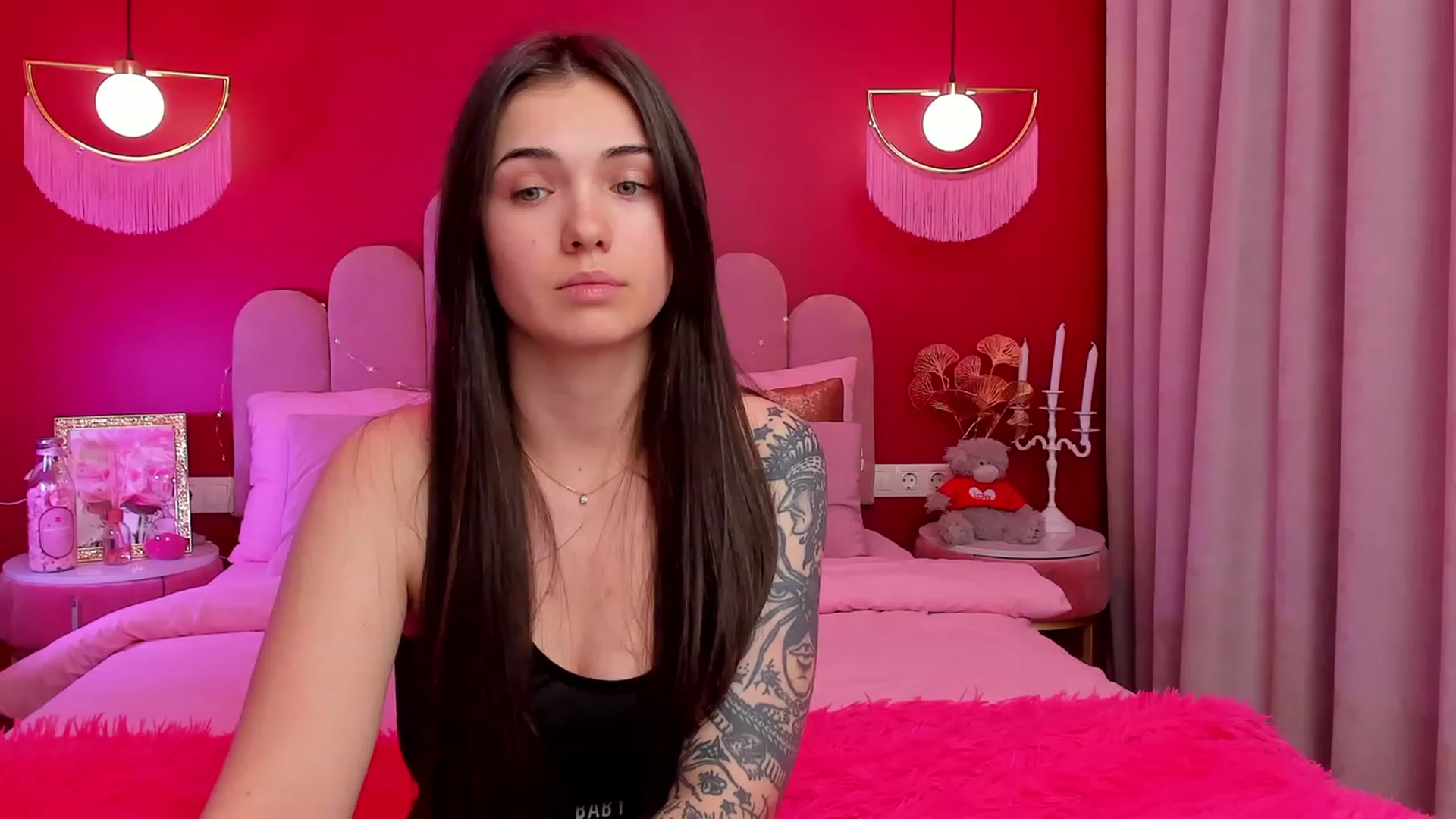 Gallery image thumbnail from AmeliaMFC's myfreecams stream on, 03/20/2023, 17:01 image 17 of 20