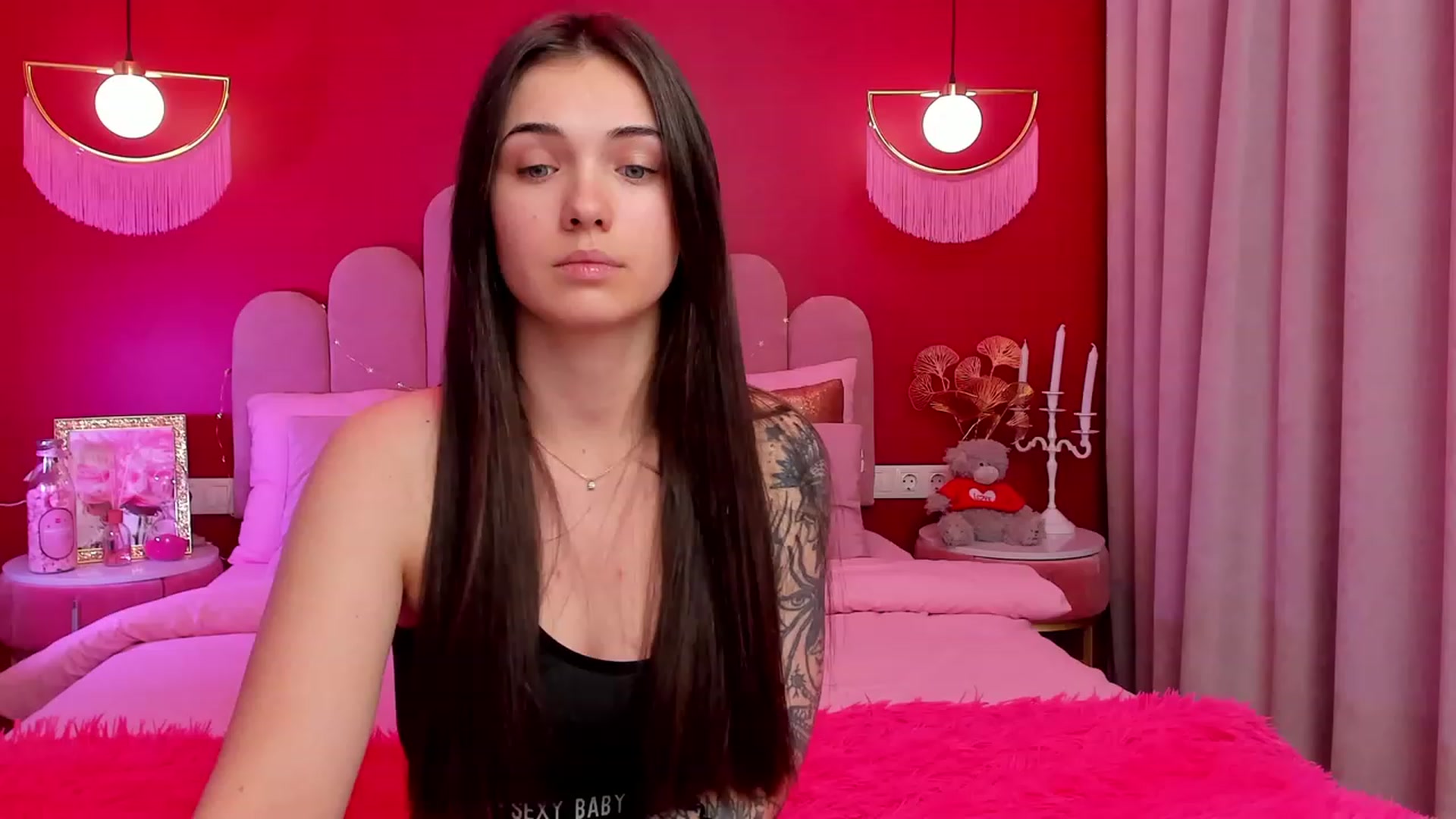 Gallery image thumbnail from AmeliaMFC's myfreecams stream on, 03/20/2023, 17:01 image 20 of 20