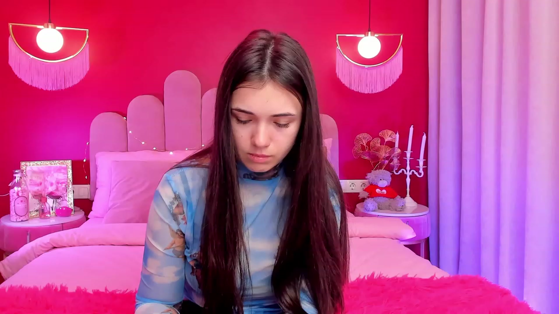 Gallery image thumbnail from AmeliaMFC's myfreecams stream on, 03/21/2023, 06:42 image 18 of 20