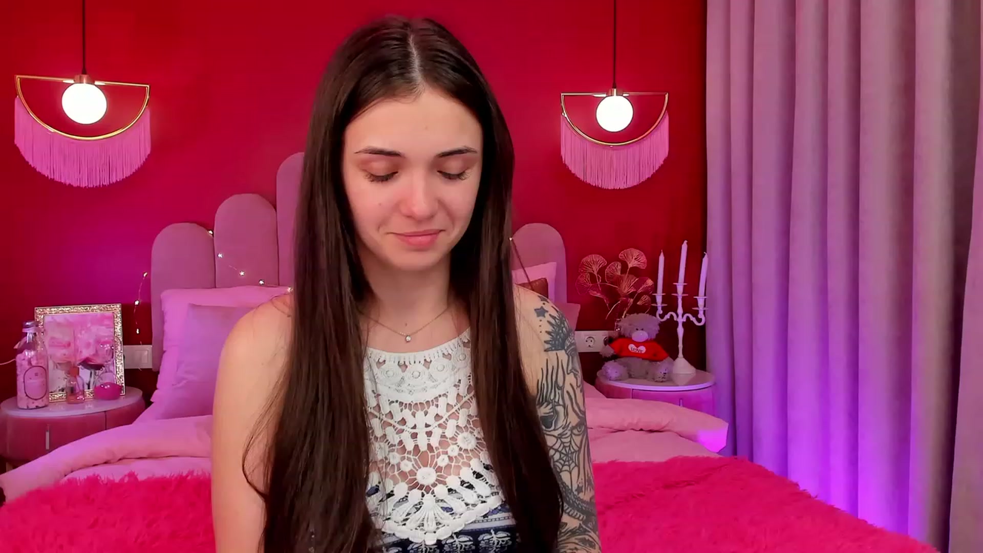 Gallery image thumbnail from AmeliaMFC's myfreecams stream on, 03/22/2023, 19:21 image 12 of 20