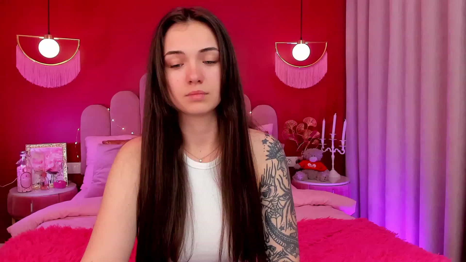 Gallery image thumbnail from AmeliaMFC's myfreecams stream on, 03/23/2023, 06:58 image 10 of 20