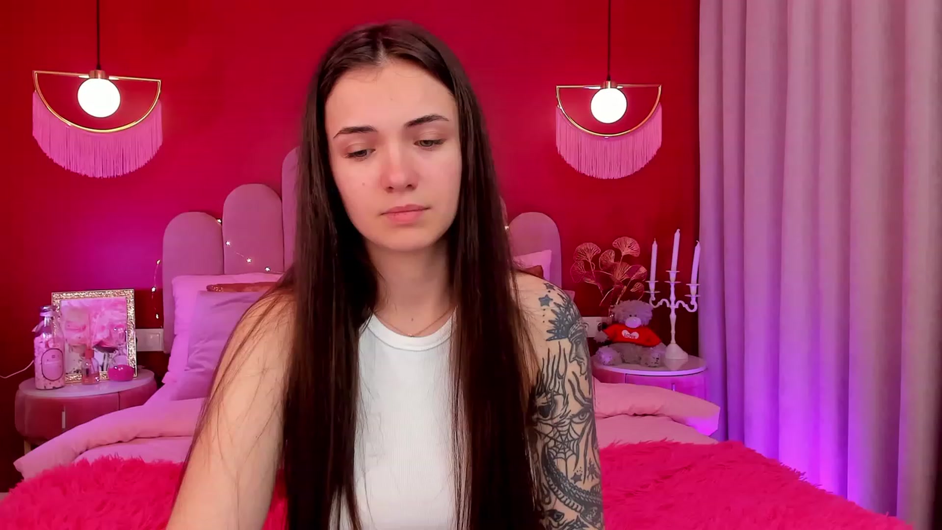 Gallery image thumbnail from AmeliaMFC's myfreecams stream on, 03/23/2023, 06:58 image 15 of 20