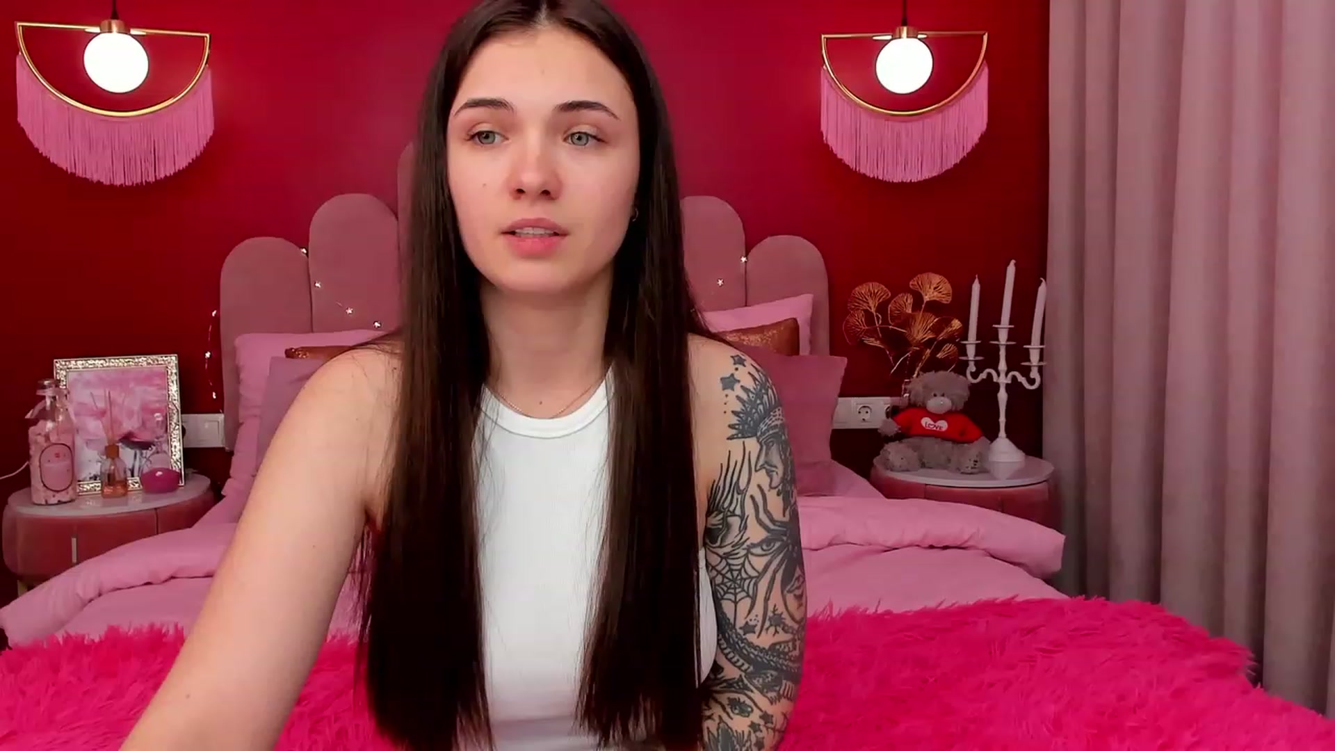 Gallery image thumbnail from AmeliaMFC's myfreecams stream on, 03/23/2023, 12:04 image 16 of 20