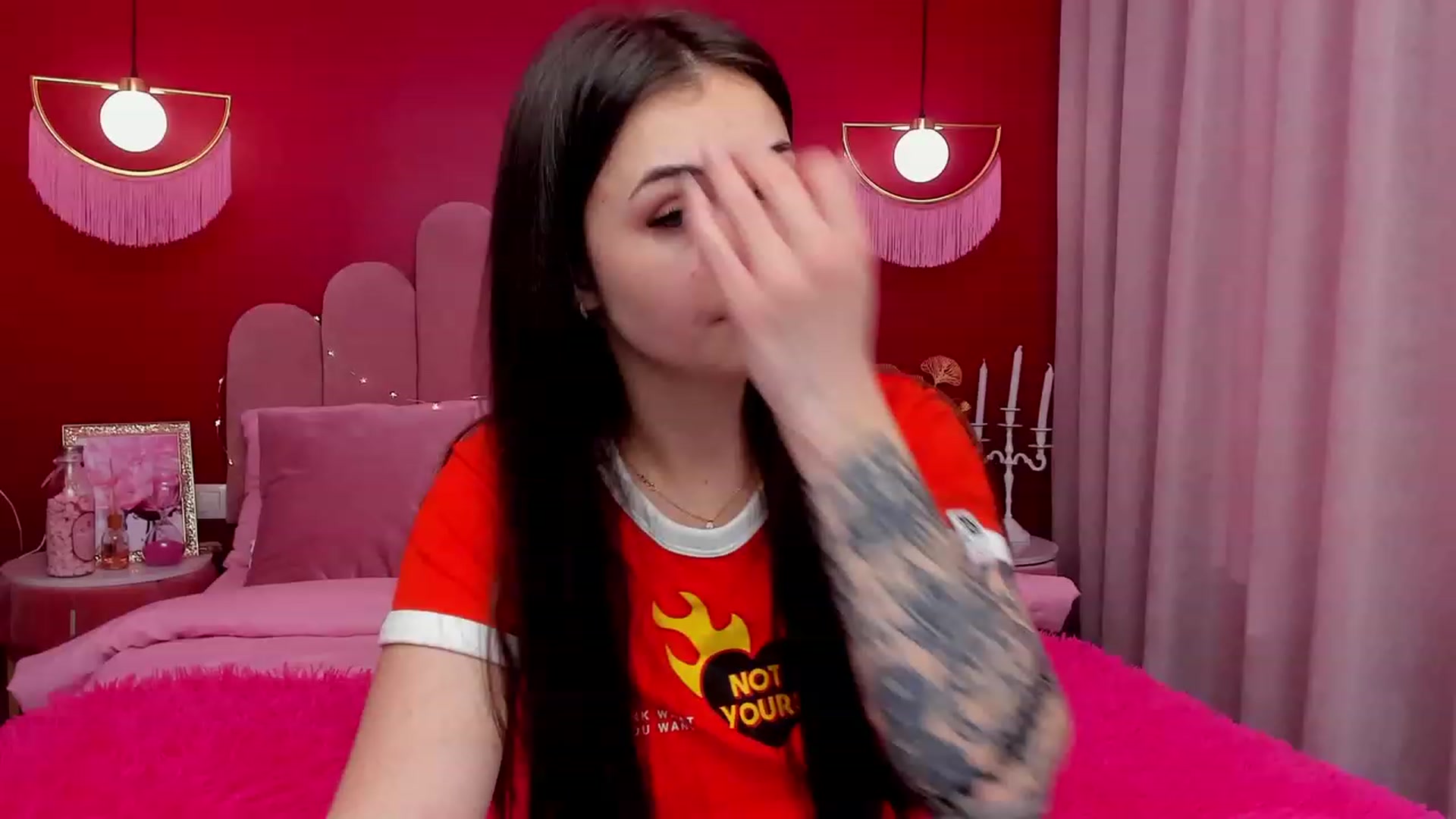 Gallery image thumbnail from AmeliaMFC's myfreecams stream on, 03/24/2023, 13:21 image 19 of 20