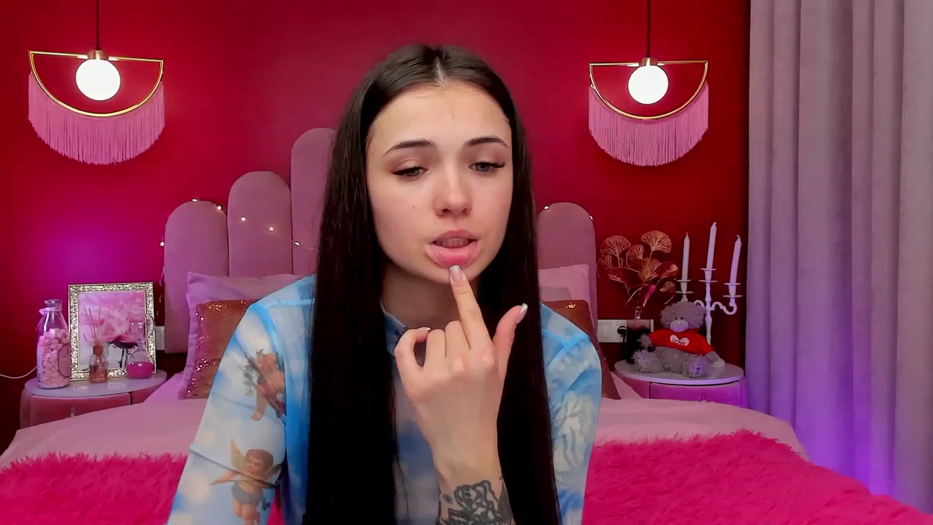 Gallery image thumbnail from AmeliaMFC's myfreecams stream on, 03/27/2023, 16:47 image 12 of 20