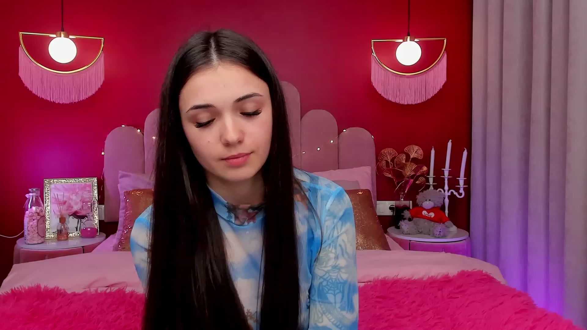Gallery image thumbnail from AmeliaMFC's myfreecams stream on, 03/27/2023, 19:02 image 14 of 20