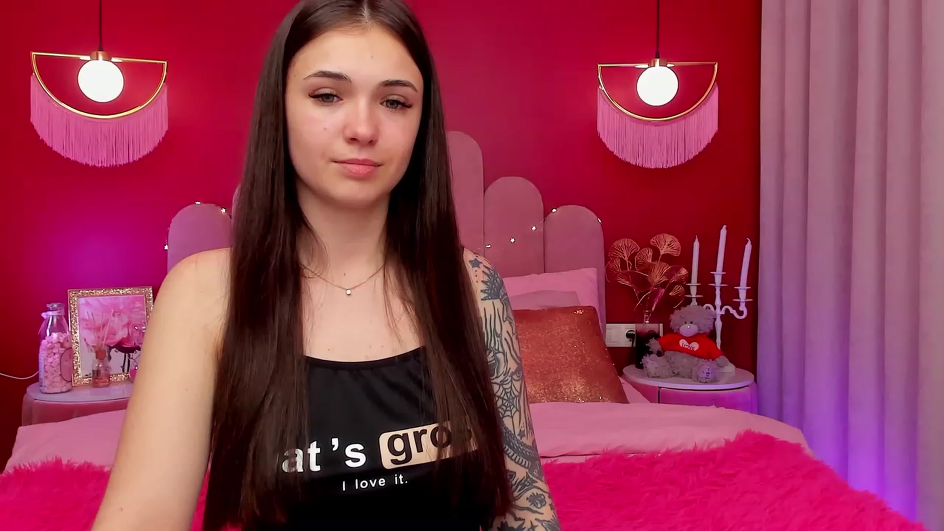 Gallery image thumbnail from AmeliaMFC's myfreecams stream on, 03/28/2023, 08:32 image 6 of 20