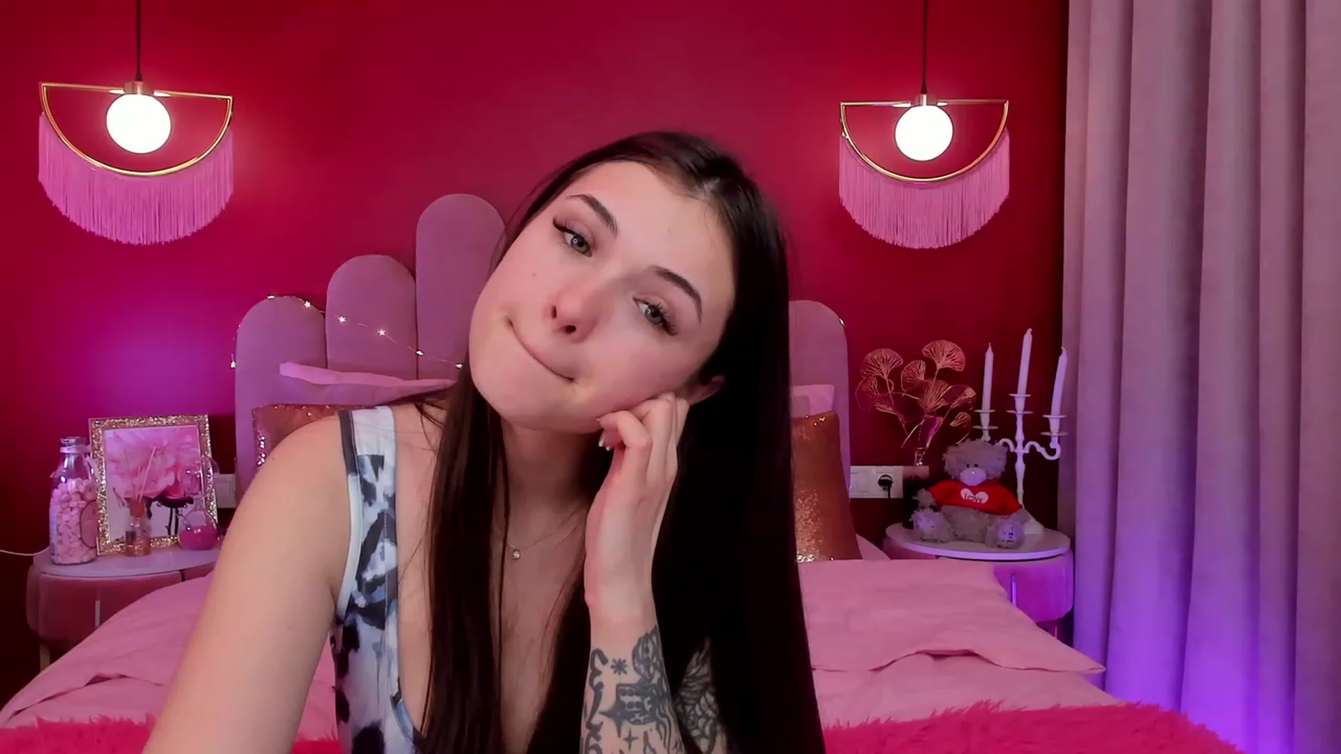 Gallery image thumbnail from AmeliaMFC's myfreecams stream on, 03/29/2023, 17:57 image 5 of 20