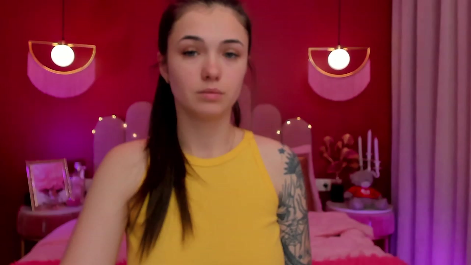 Gallery image thumbnail from AmeliaMFC's myfreecams stream on, 04/04/2023, 08:03 image 9 of 20