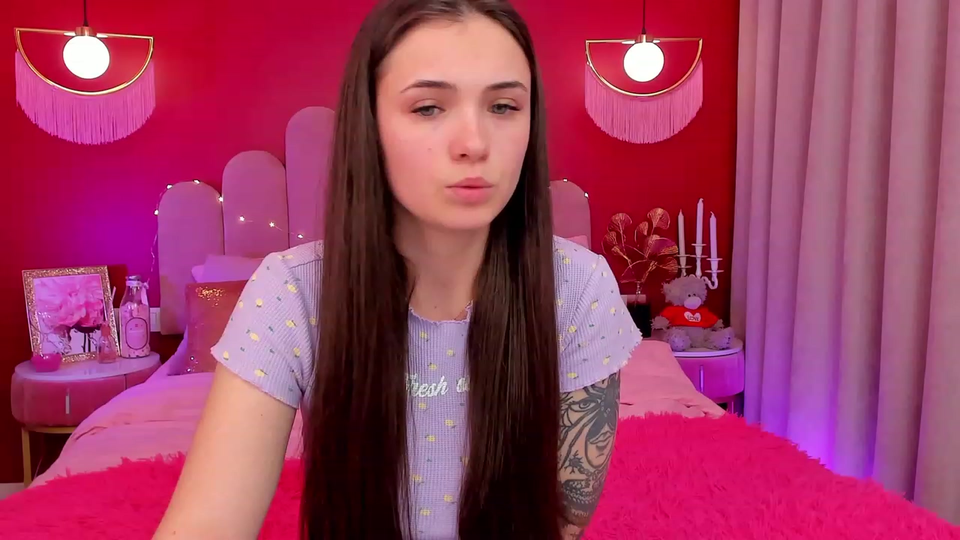 Gallery image thumbnail from AmeliaMFC's myfreecams stream on, 04/05/2023, 12:55 image 17 of 20