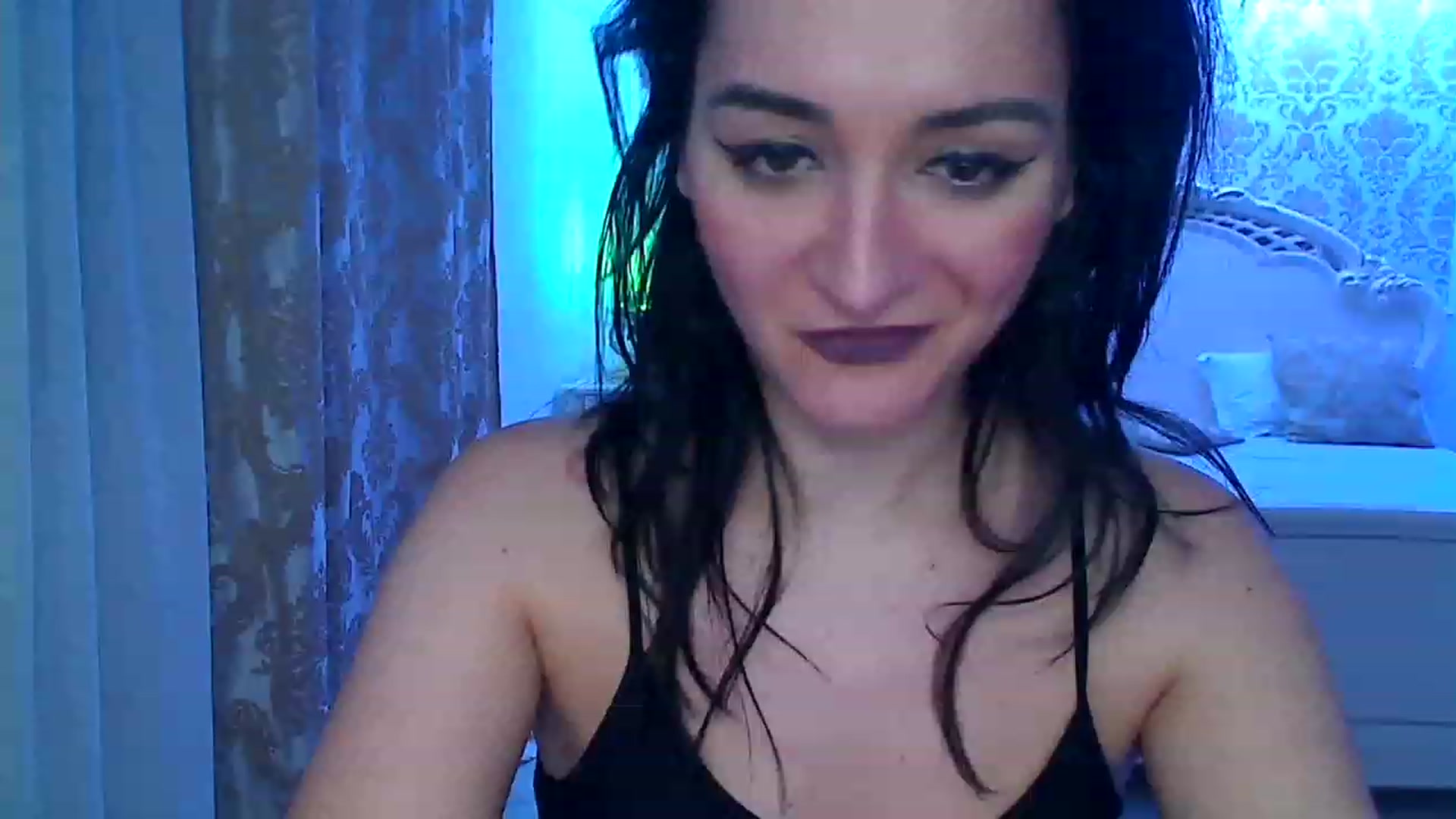 Gallery image thumbnail from AmeliaNaked's myfreecams stream on, 11/18/2022, 09:53 image 18 of 20