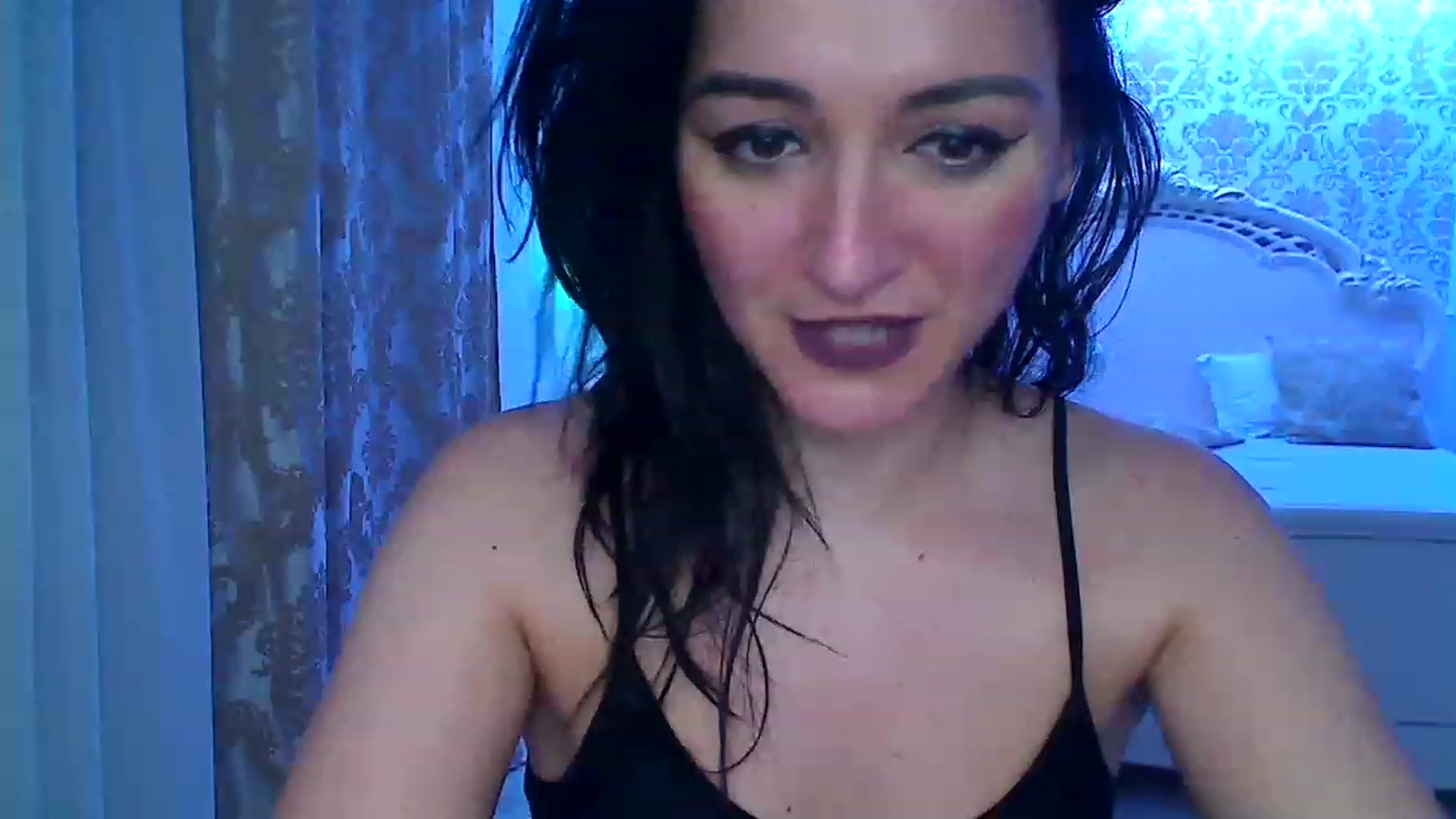 Gallery image thumbnail from AmeliaNaked's myfreecams stream on, 11/18/2022, 09:53 image 17 of 20