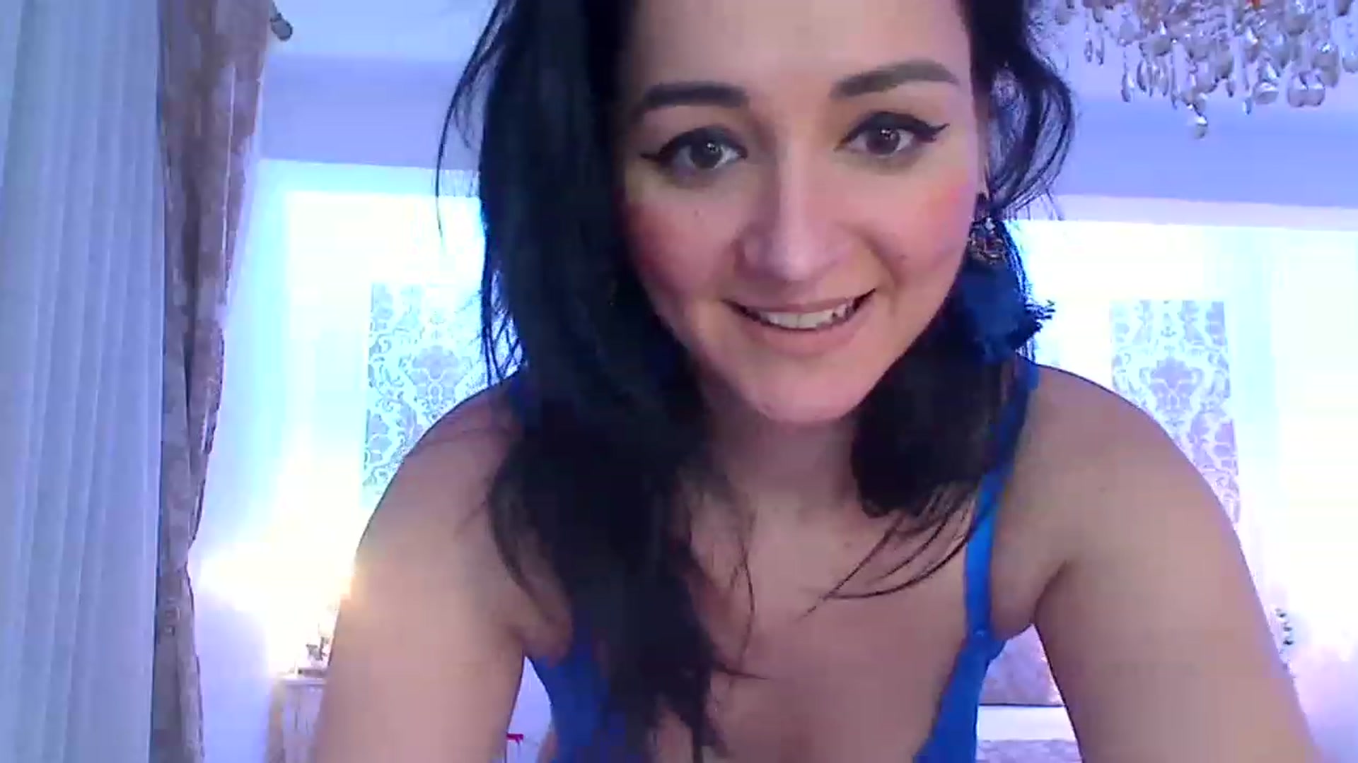 Gallery image thumbnail from AmeliaNaked's myfreecams stream on, 11/23/2022, 09:18 image 7 of 20