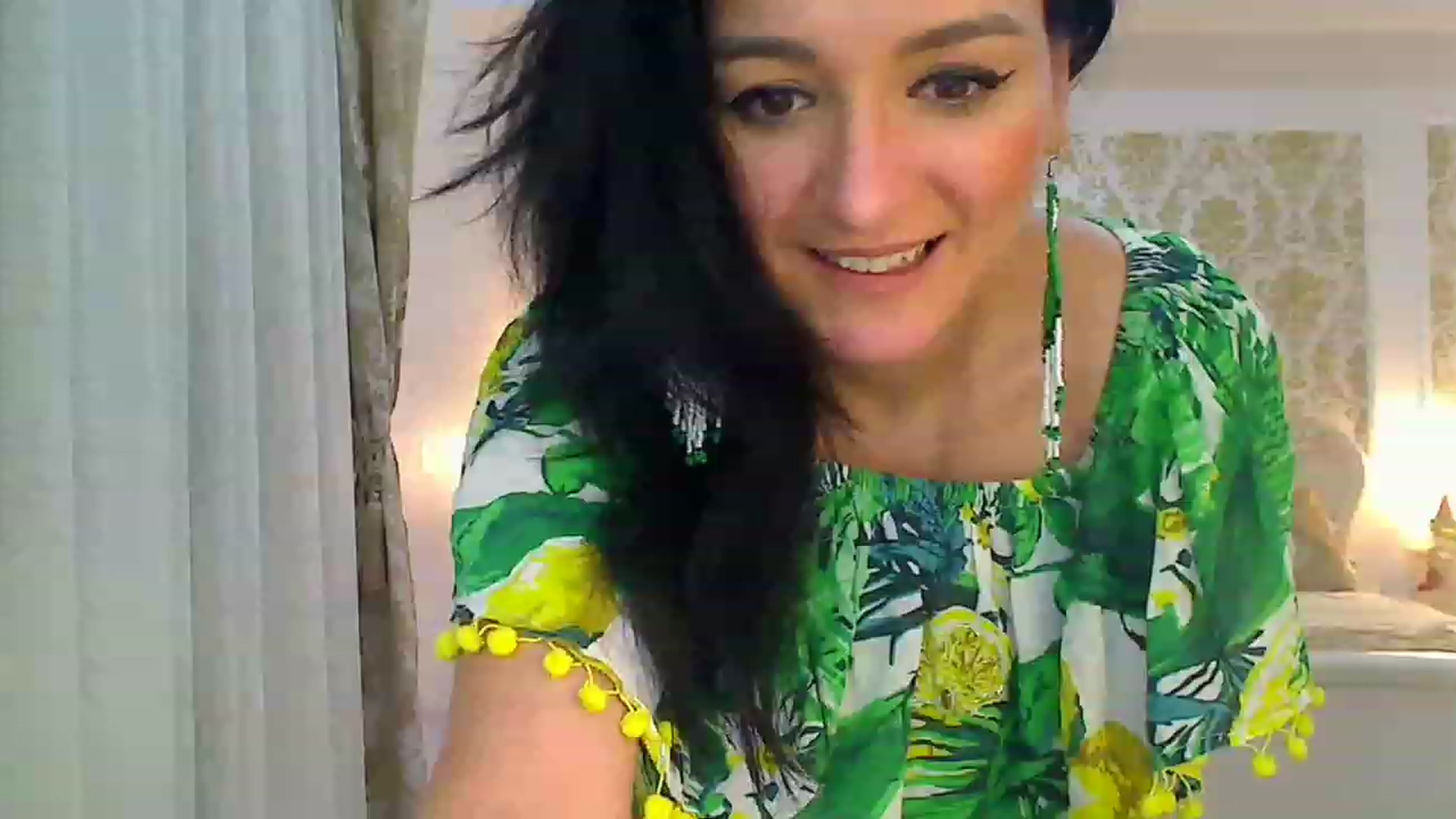 Gallery image thumbnail from AmeliaNaked's myfreecams stream on, 12/09/2022, 06:09 image 7 of 20