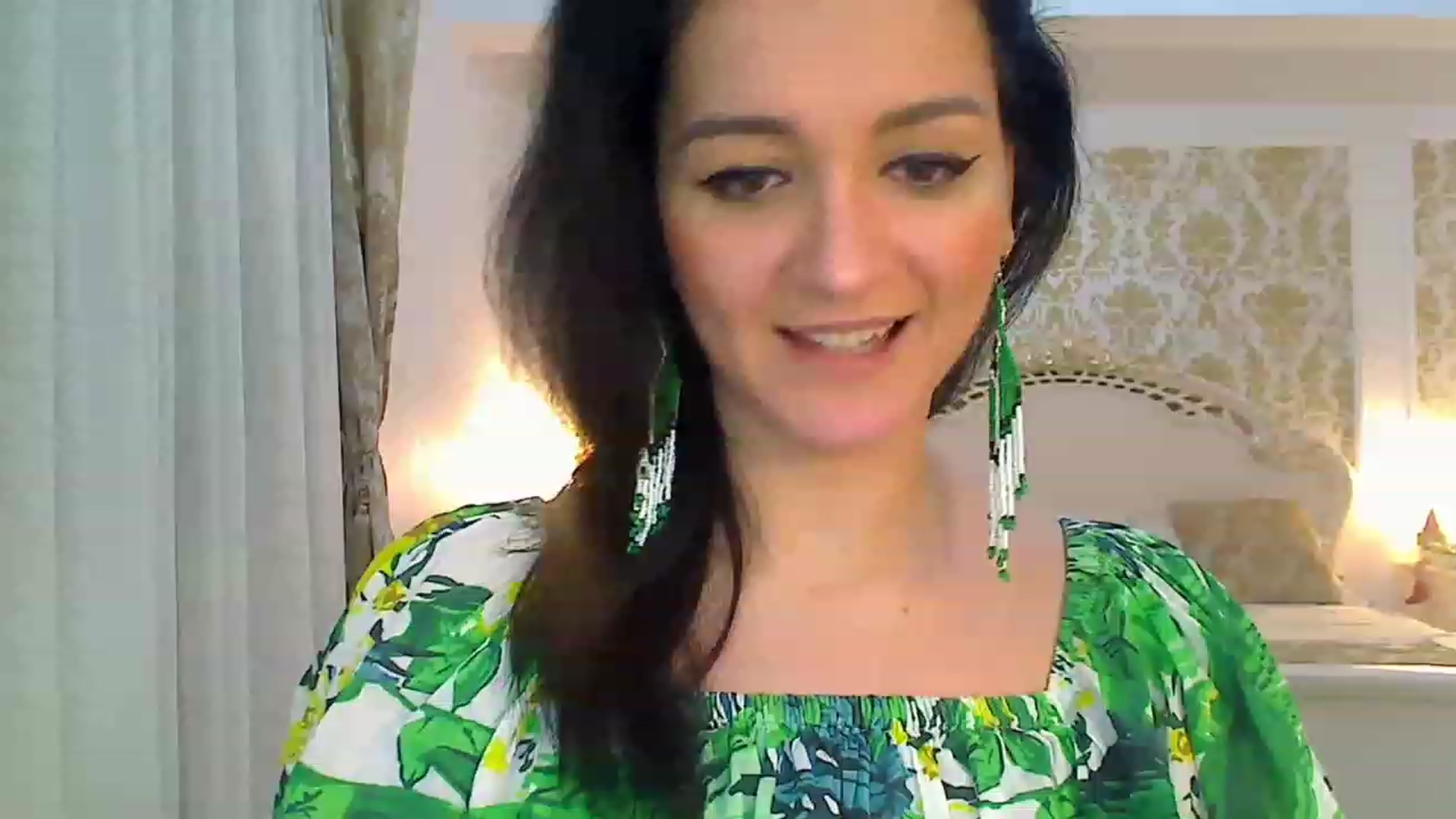 Gallery image thumbnail from AmeliaNaked's myfreecams stream on, 12/09/2022, 06:09 image 3 of 20