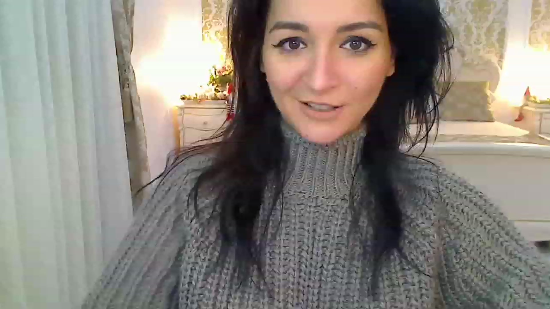 Gallery image thumbnail from AmeliaNaked's myfreecams stream on, 12/10/2022, 06:35 image 3 of 20