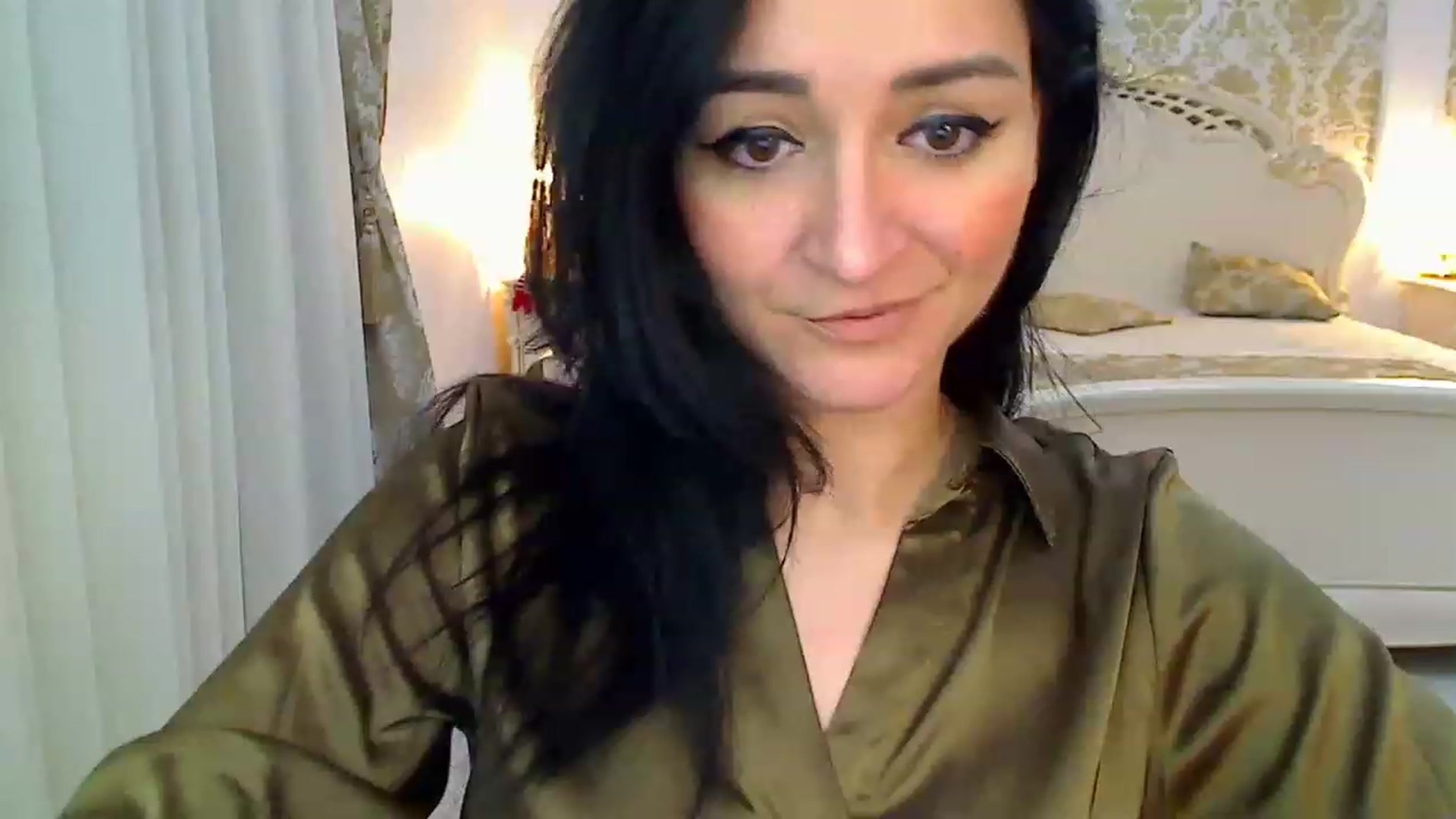 Gallery image thumbnail from AmeliaNaked's myfreecams stream on, 12/18/2022, 07:04 image 5 of 20
