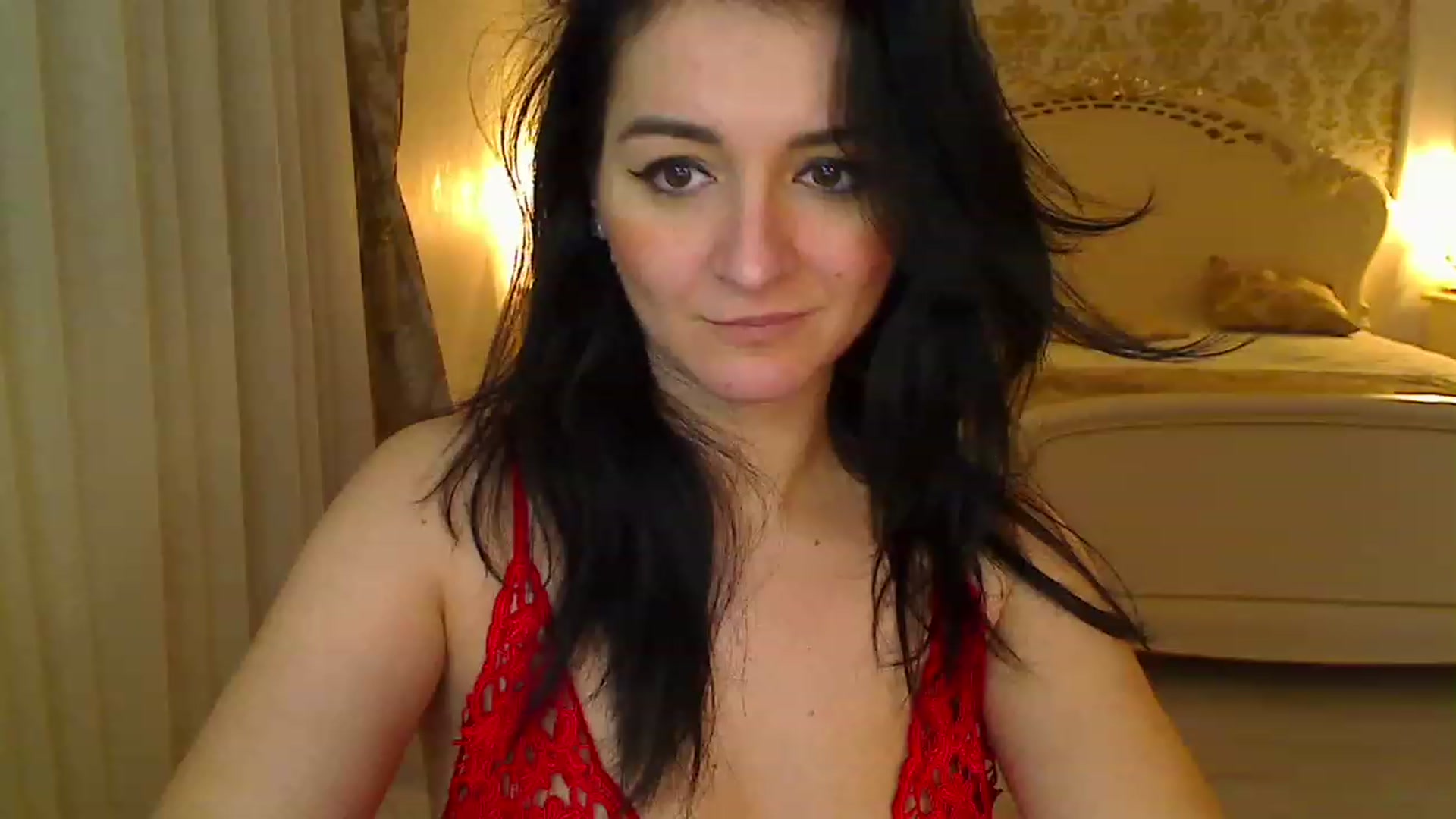 Gallery image thumbnail from AmeliaNaked's myfreecams stream on, 12/18/2022, 08:32 image 5 of 20