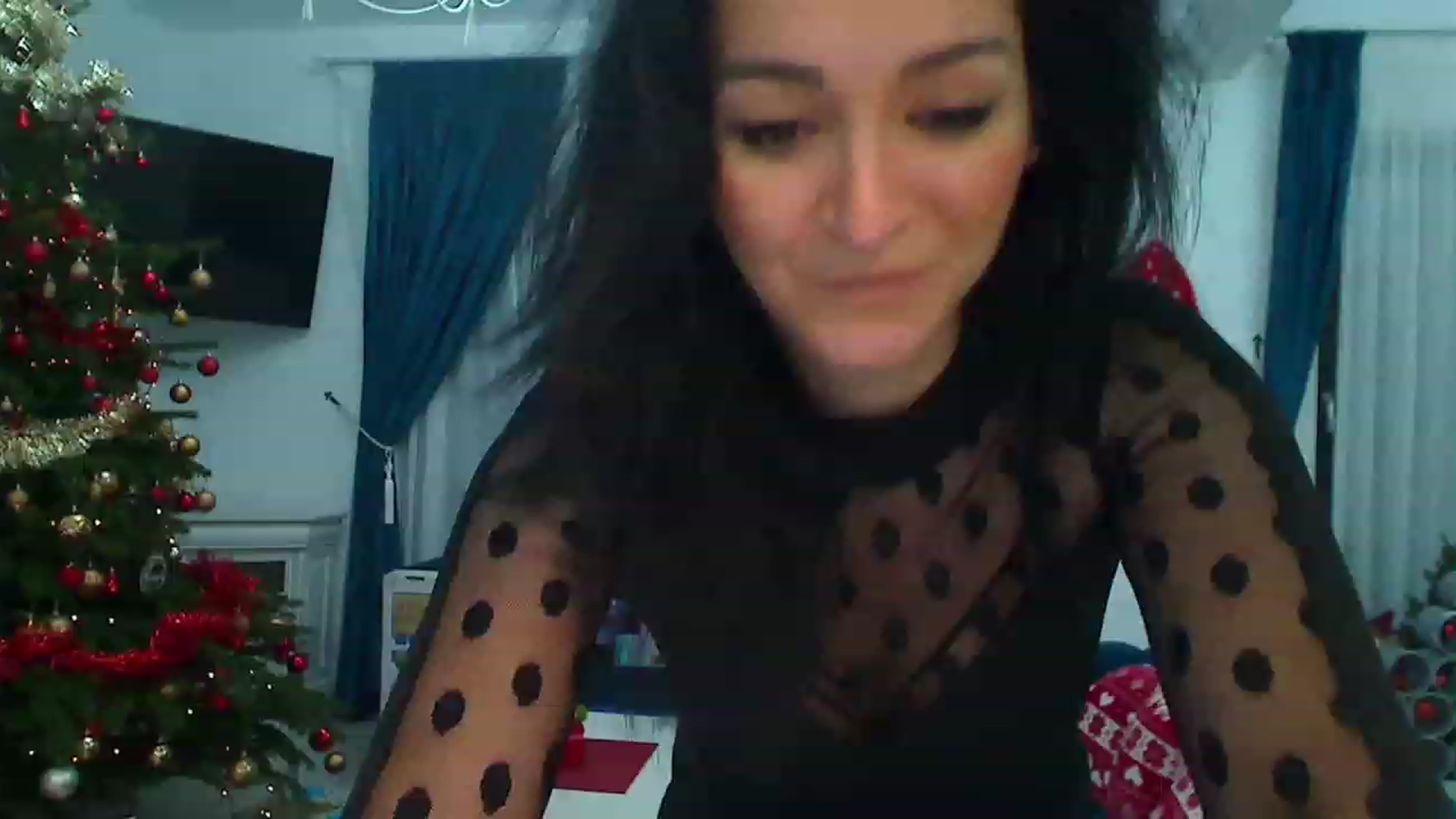 Gallery image thumbnail from AmeliaNaked's myfreecams stream on, 12/23/2022, 07:46 image 1 of 20