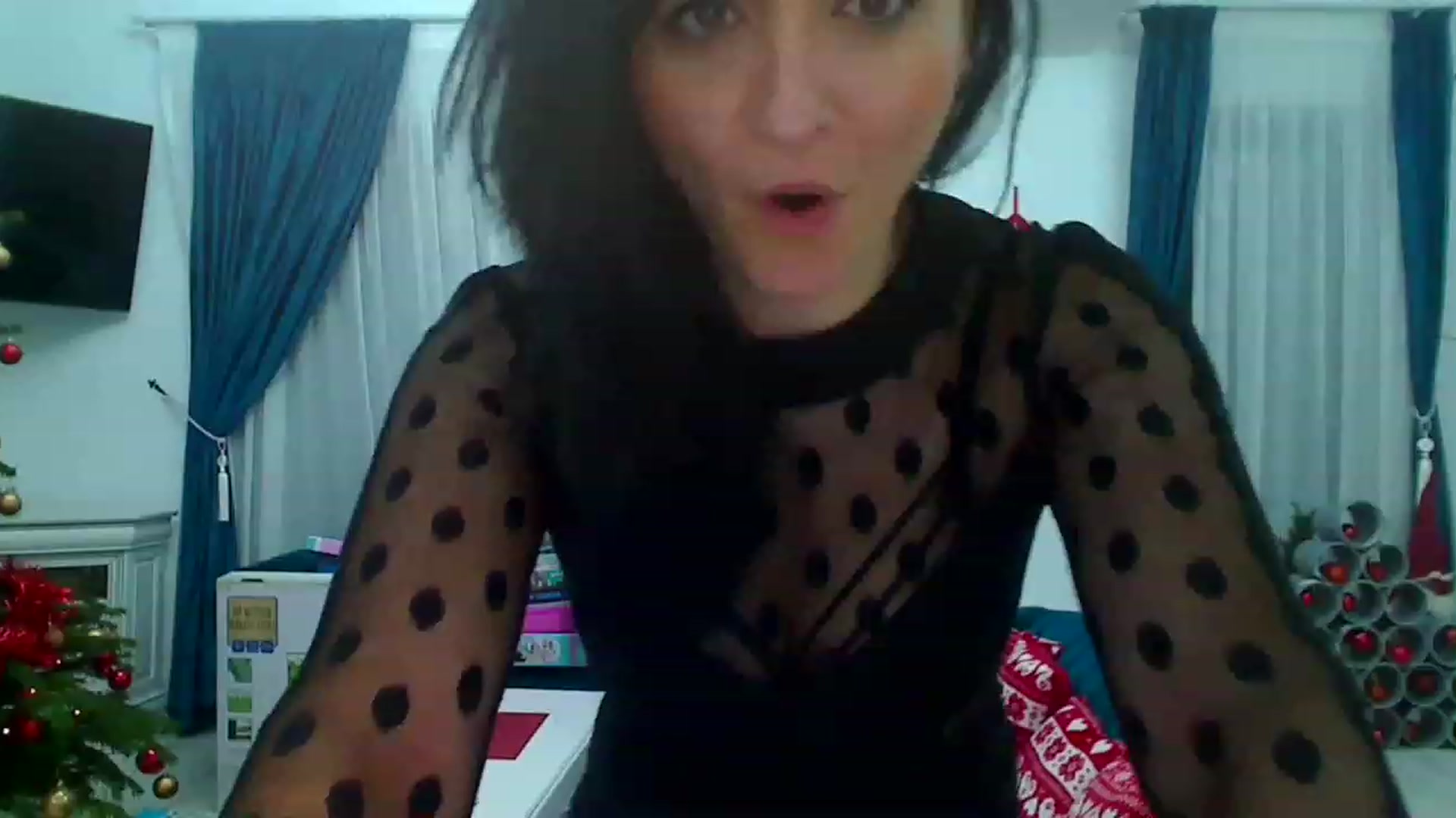 Gallery image thumbnail from AmeliaNaked's myfreecams stream on, 12/23/2022, 07:46 image 13 of 20