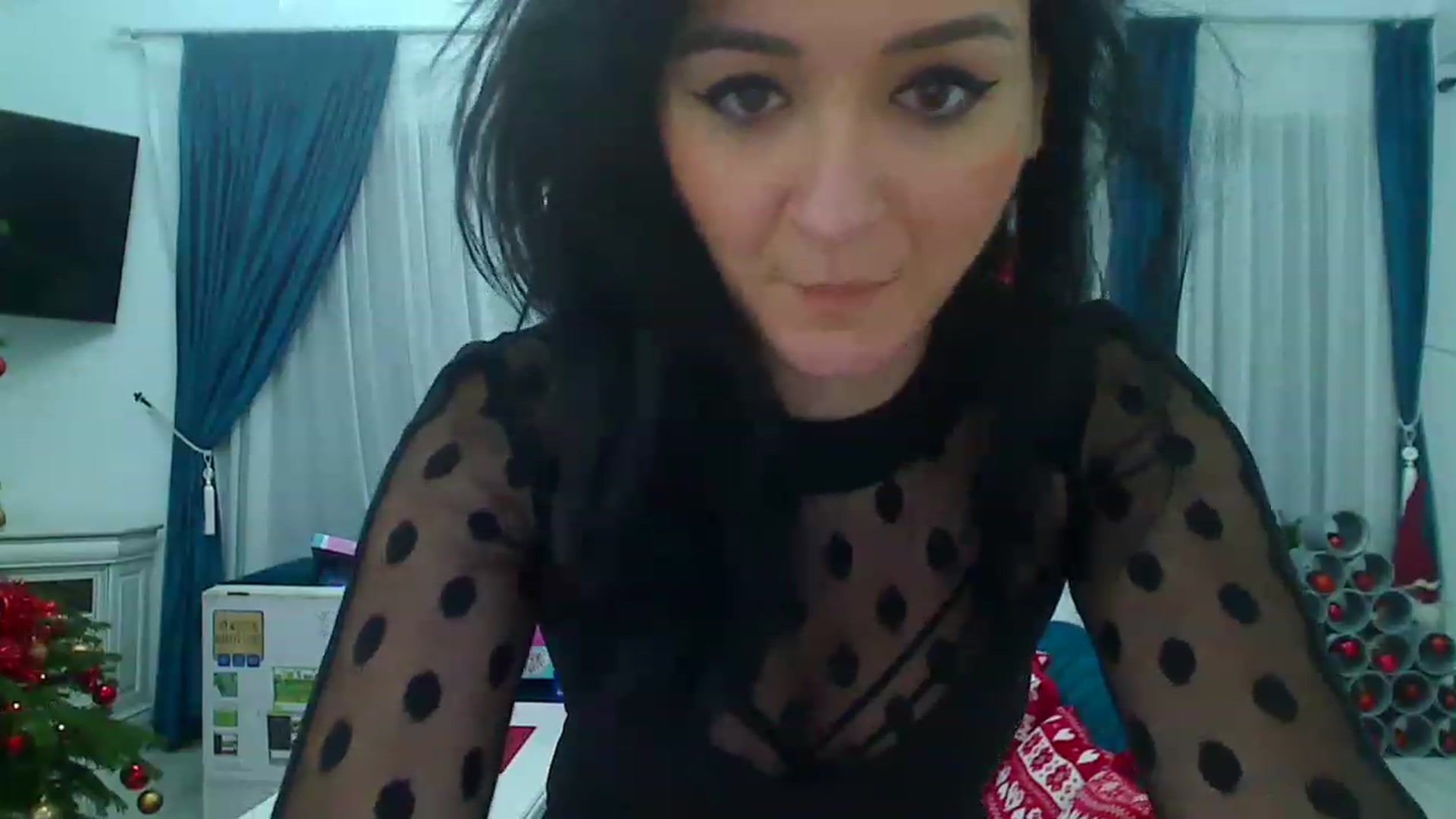 Gallery image thumbnail from AmeliaNaked's myfreecams stream on, 12/23/2022, 07:46 image 17 of 20