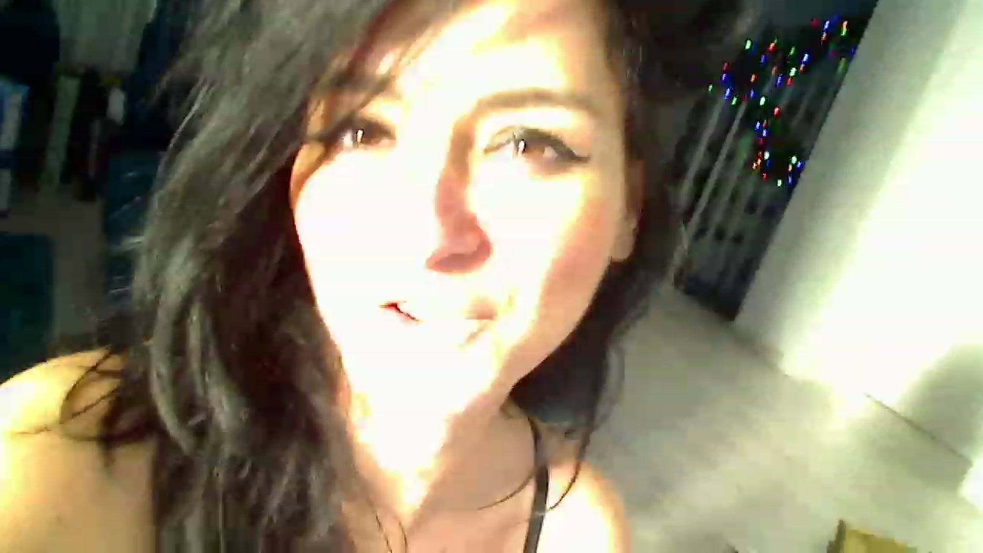 Gallery image thumbnail from AmeliaNaked's myfreecams stream on, 12/23/2022, 08:01 image 2 of 20