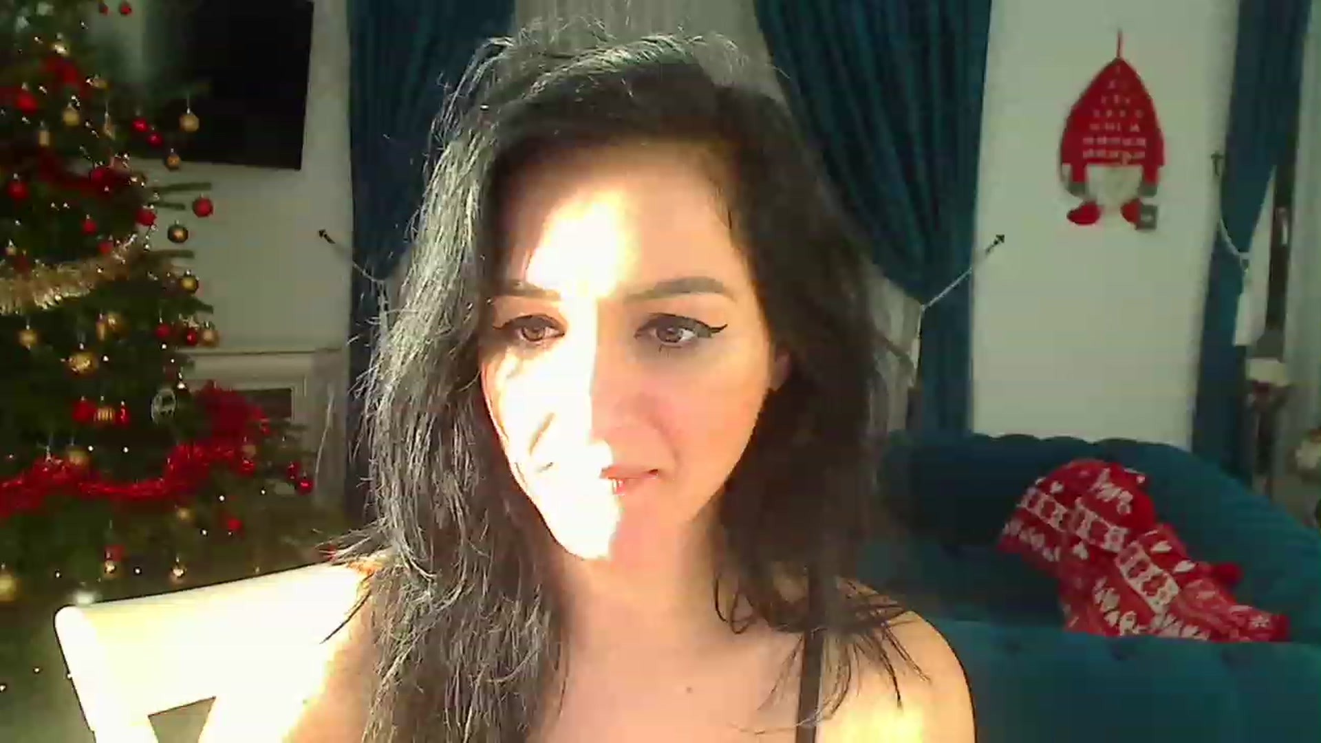 Gallery image thumbnail from AmeliaNaked's myfreecams stream on, 12/23/2022, 08:01 image 10 of 20