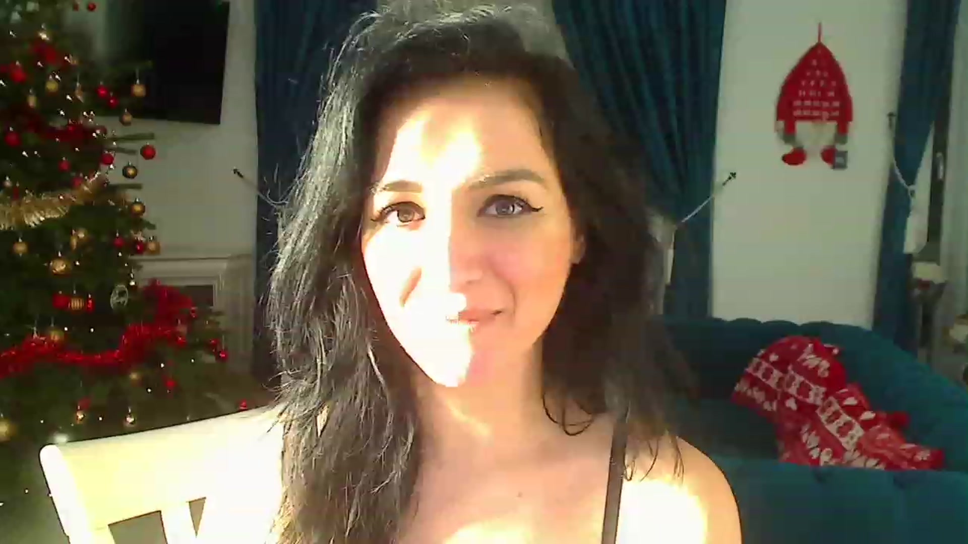 Gallery image thumbnail from AmeliaNaked's myfreecams stream on, 12/23/2022, 08:01 image 9 of 20