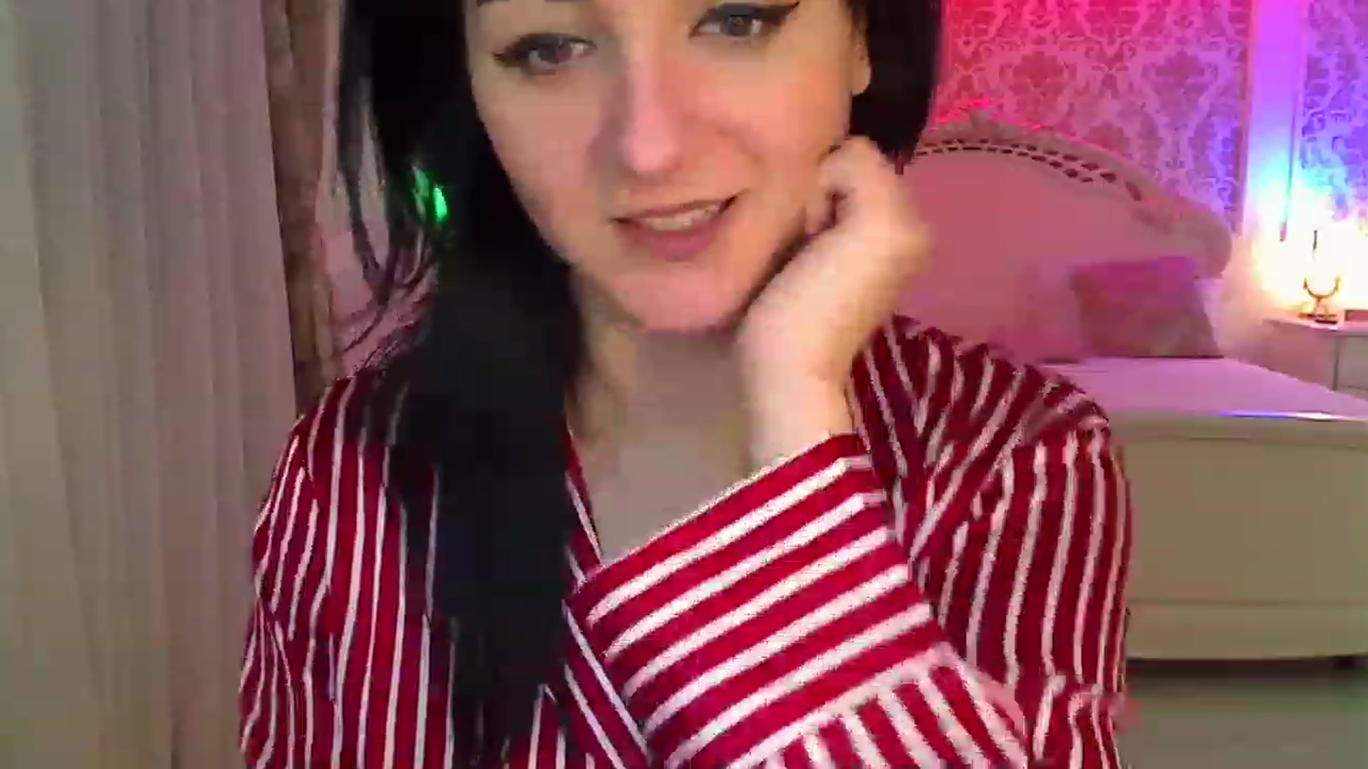 Gallery image thumbnail from AmeliaNaked's myfreecams stream on, 12/29/2022, 09:06 image 19 of 20