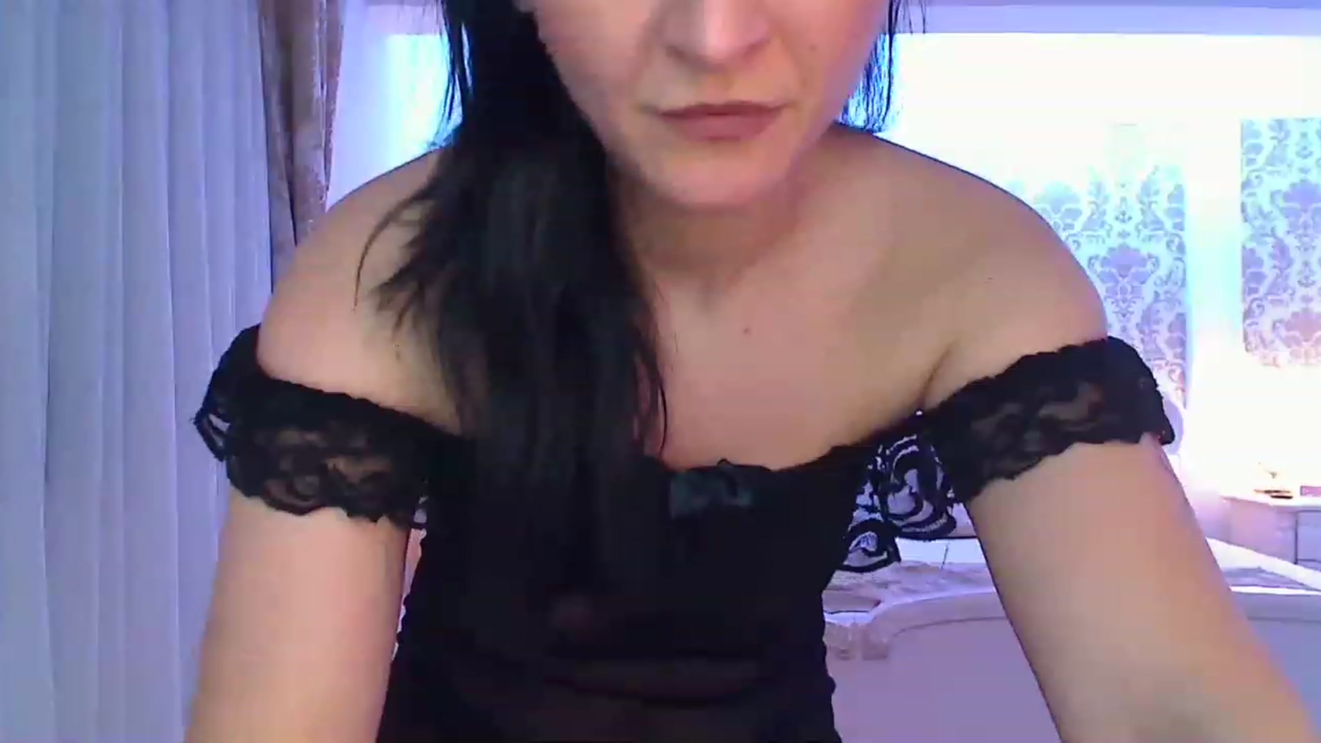 Gallery image thumbnail from AmeliaNaked's myfreecams stream on, 12/29/2022, 09:06 image 2 of 20