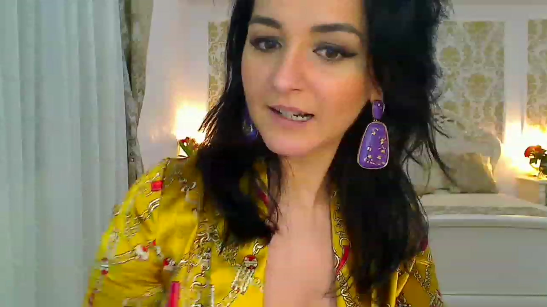 Gallery image thumbnail from AmeliaNaked's myfreecams stream on, 01/18/2023, 07:02 image 5 of 20