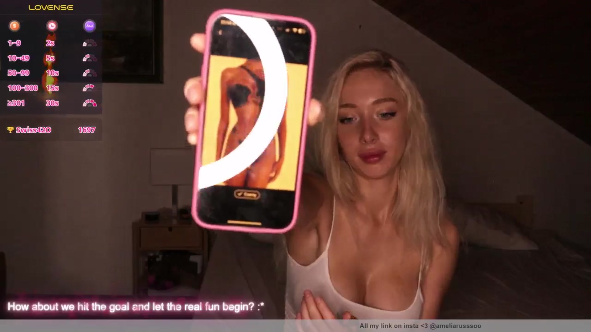 Gallery image thumbnail from AmeliaRussso's myfreecams stream on, 07/11/2025, 21:19 image 17 of 20