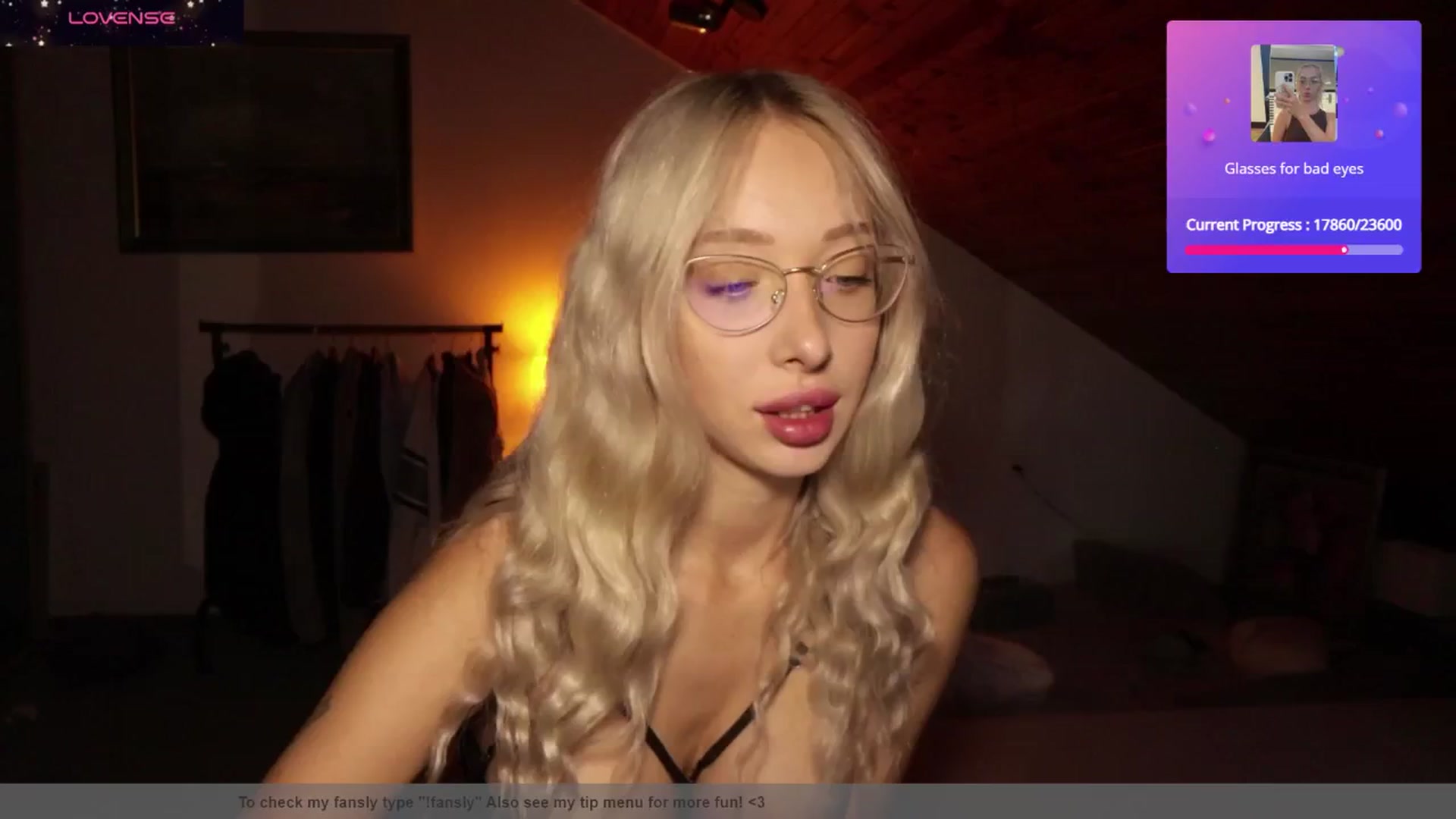 Gallery image thumbnail from AmeliaRussso's myfreecams stream on, 09/15/2025, 08:19 image 1 of 20