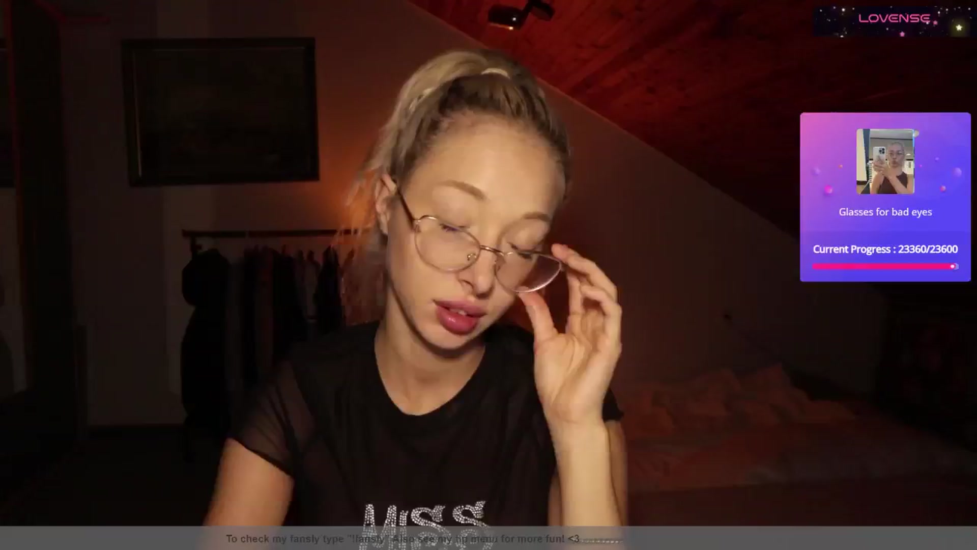 Gallery image thumbnail from AmeliaRussso's myfreecams stream on, 09/16/2025, 18:04 image 13 of 20