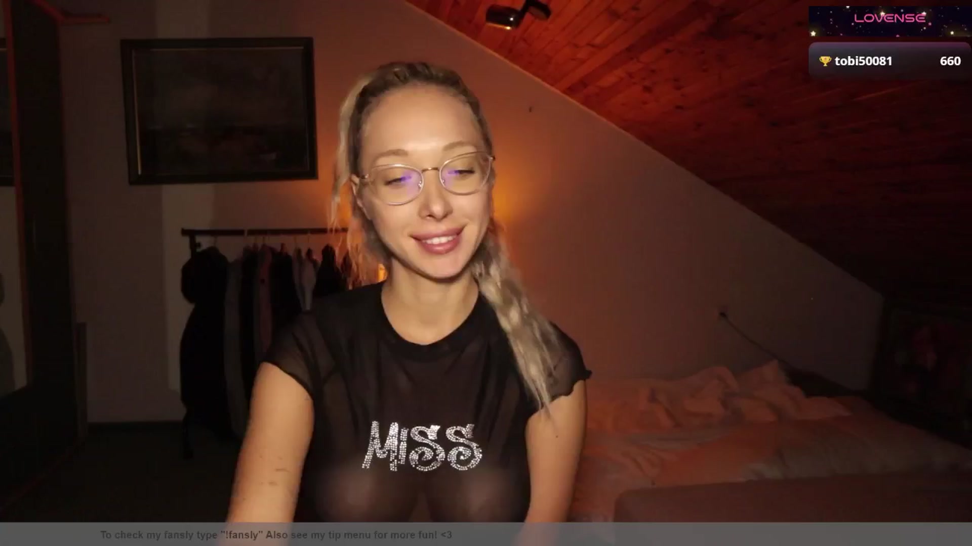 Gallery image thumbnail from AmeliaRussso's myfreecams stream on, 09/16/2025, 18:47 image 6 of 20