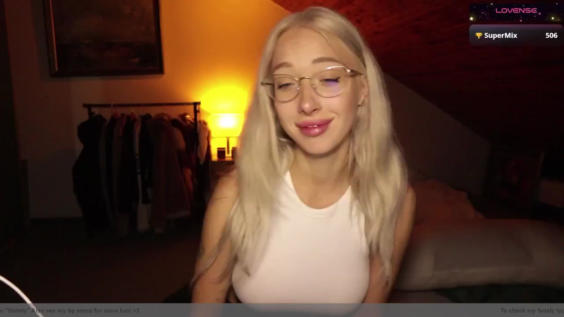 Gallery image thumbnail from AmeliaRussso's myfreecams stream on, 09/18/2025, 19:46 image 9 of 20