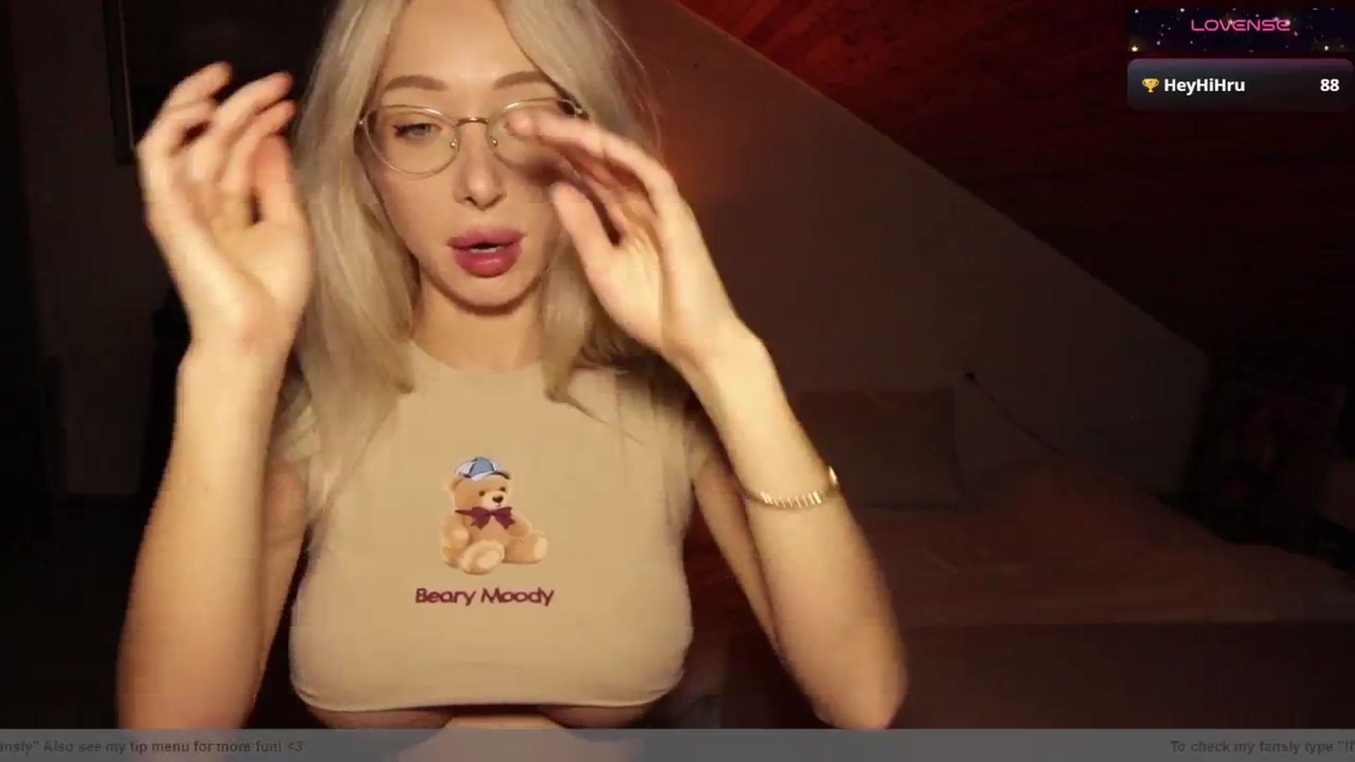 Gallery image thumbnail from AmeliaRussso's myfreecams stream on, 09/27/2025, 18:18 image 12 of 20