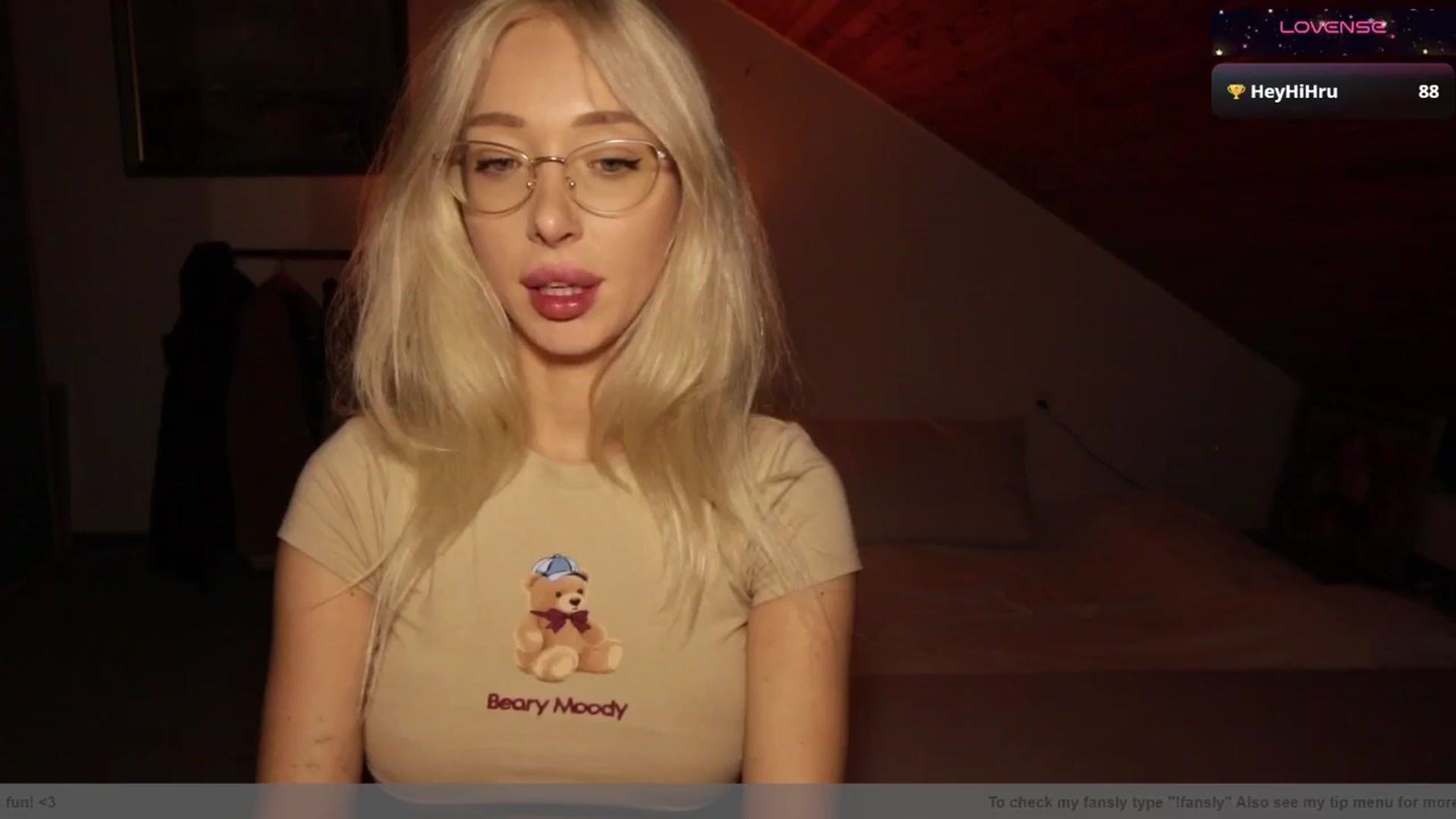 Gallery image thumbnail from AmeliaRussso's myfreecams stream on, 09/27/2025, 18:18 image 14 of 20