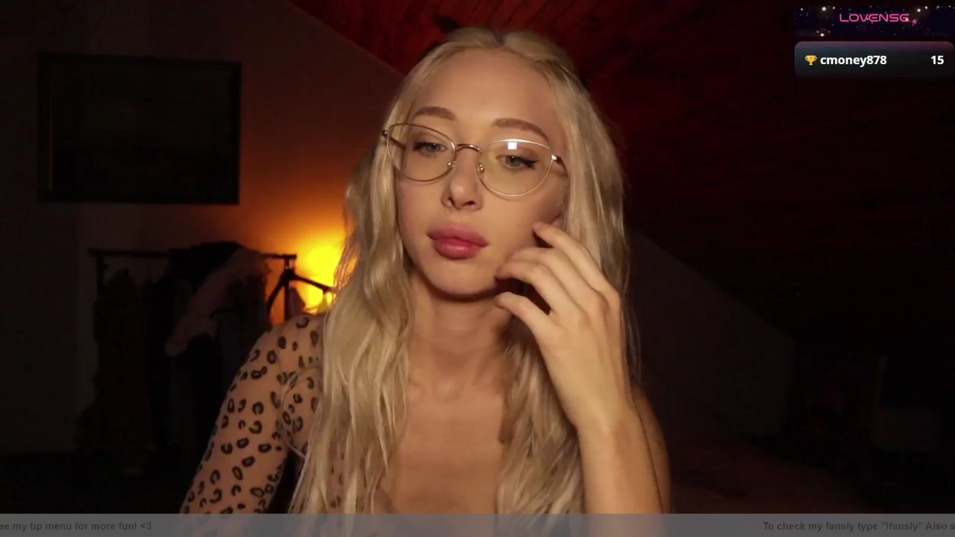 Gallery image thumbnail from AmeliaRussso's myfreecams stream on, 10/02/2025, 18:57 image 16 of 20