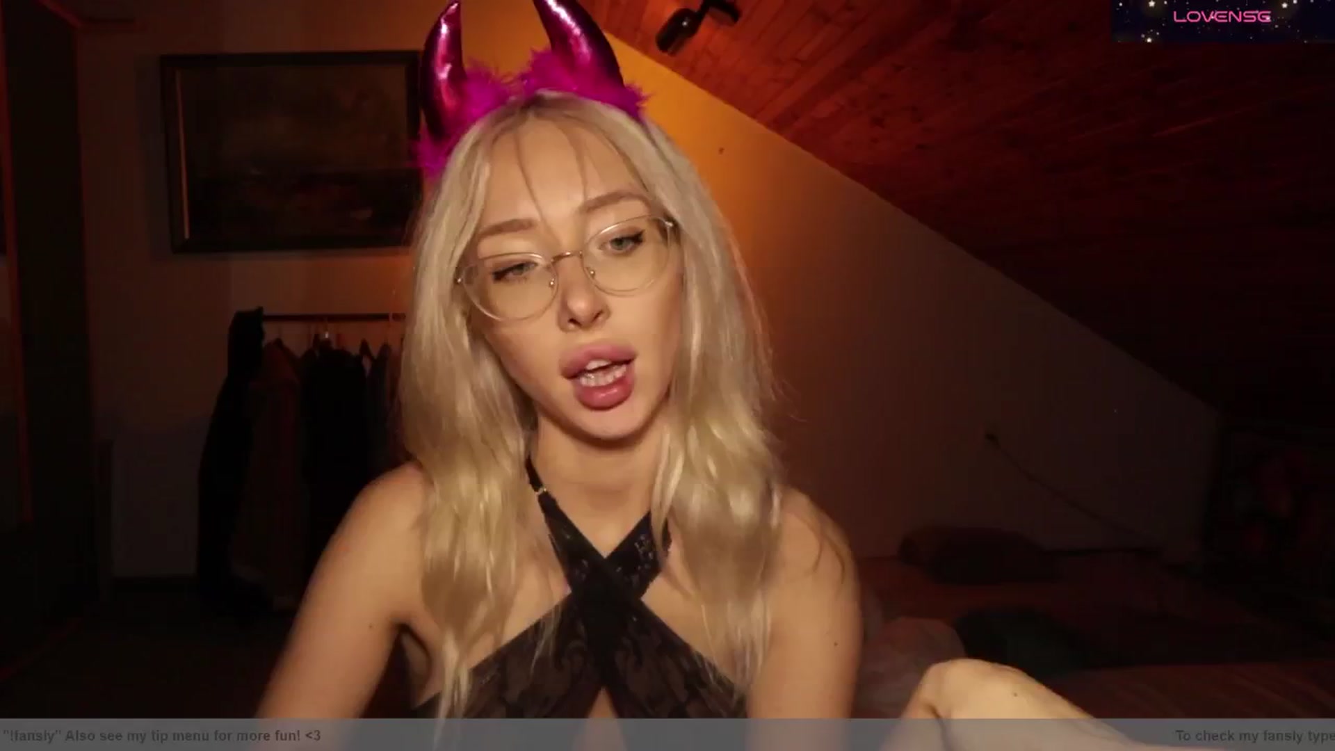 Gallery image thumbnail from AmeliaRussso's myfreecams stream on, 10/16/2025, 18:03 image 19 of 20