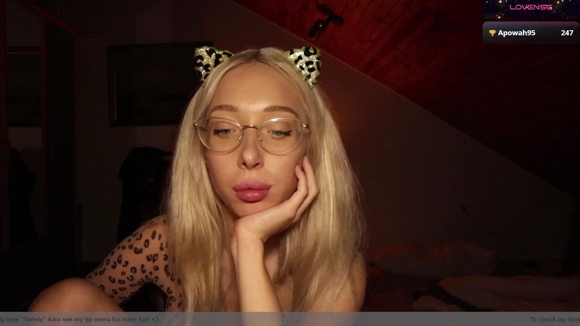 Gallery image thumbnail from AmeliaRussso's myfreecams stream on, 10/23/2025, 19:33 image 18 of 20