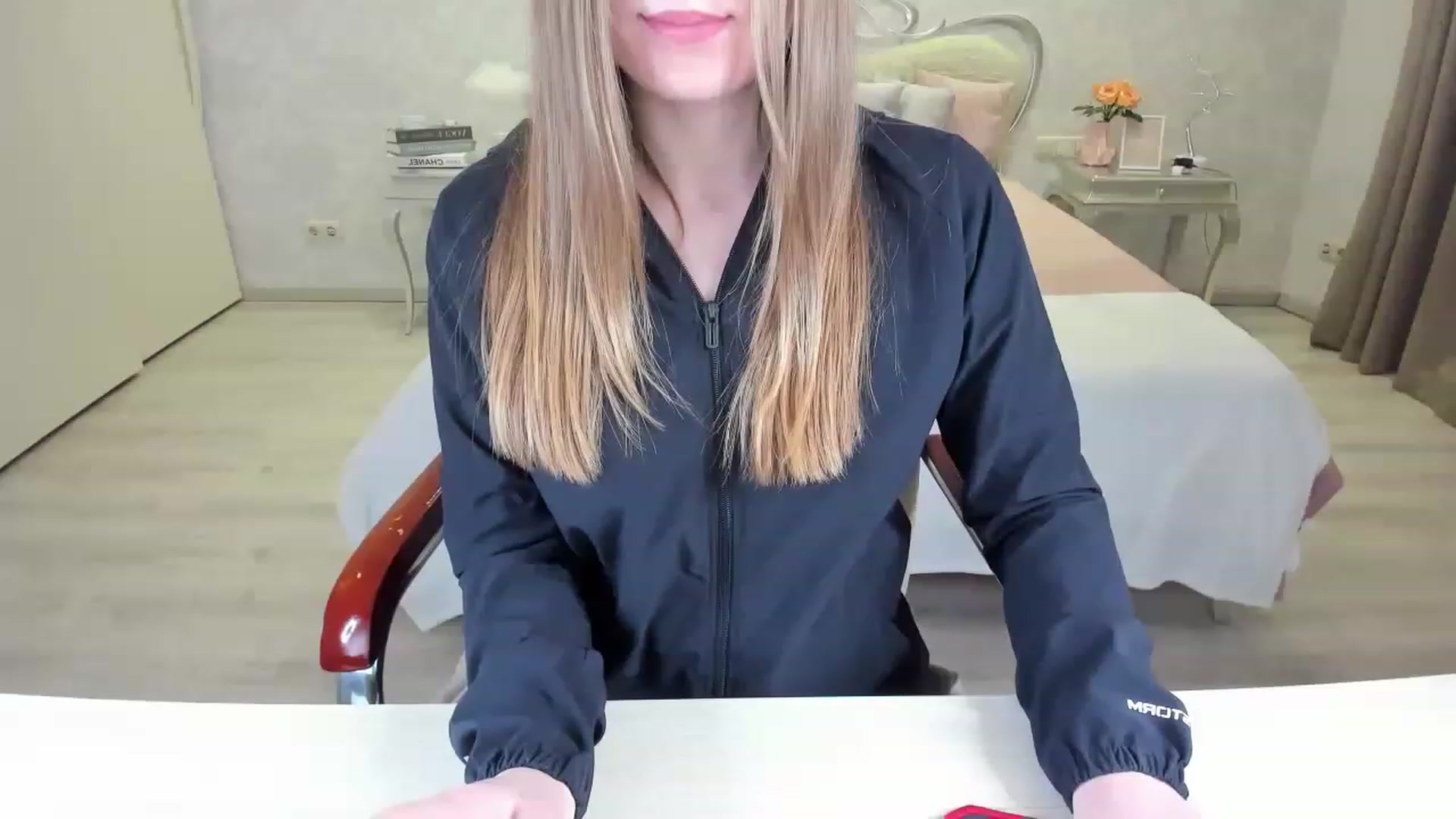 Gallery image thumbnail from AmeliaSue's myfreecams stream on, 01/15/2023, 15:57 image 17 of 20