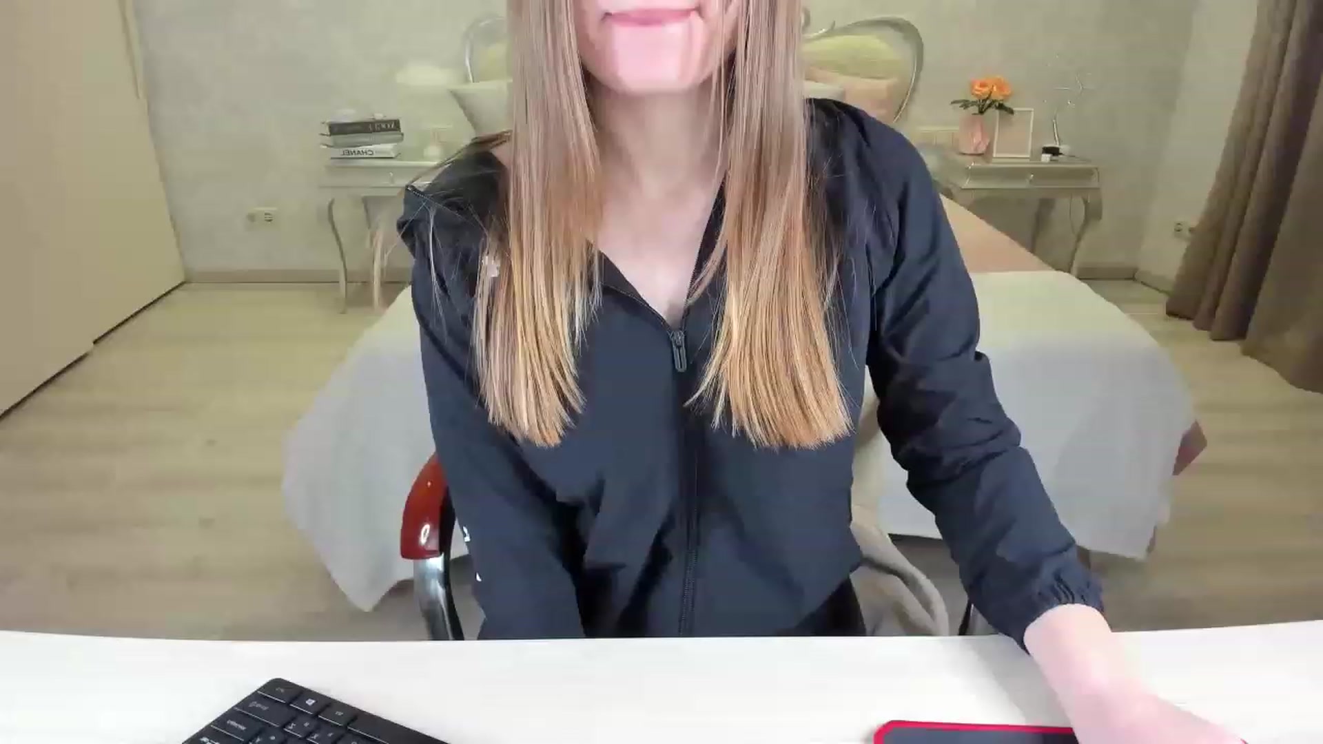 Gallery image thumbnail from AmeliaSue's myfreecams stream on, 01/15/2023, 18:20 image 2 of 20