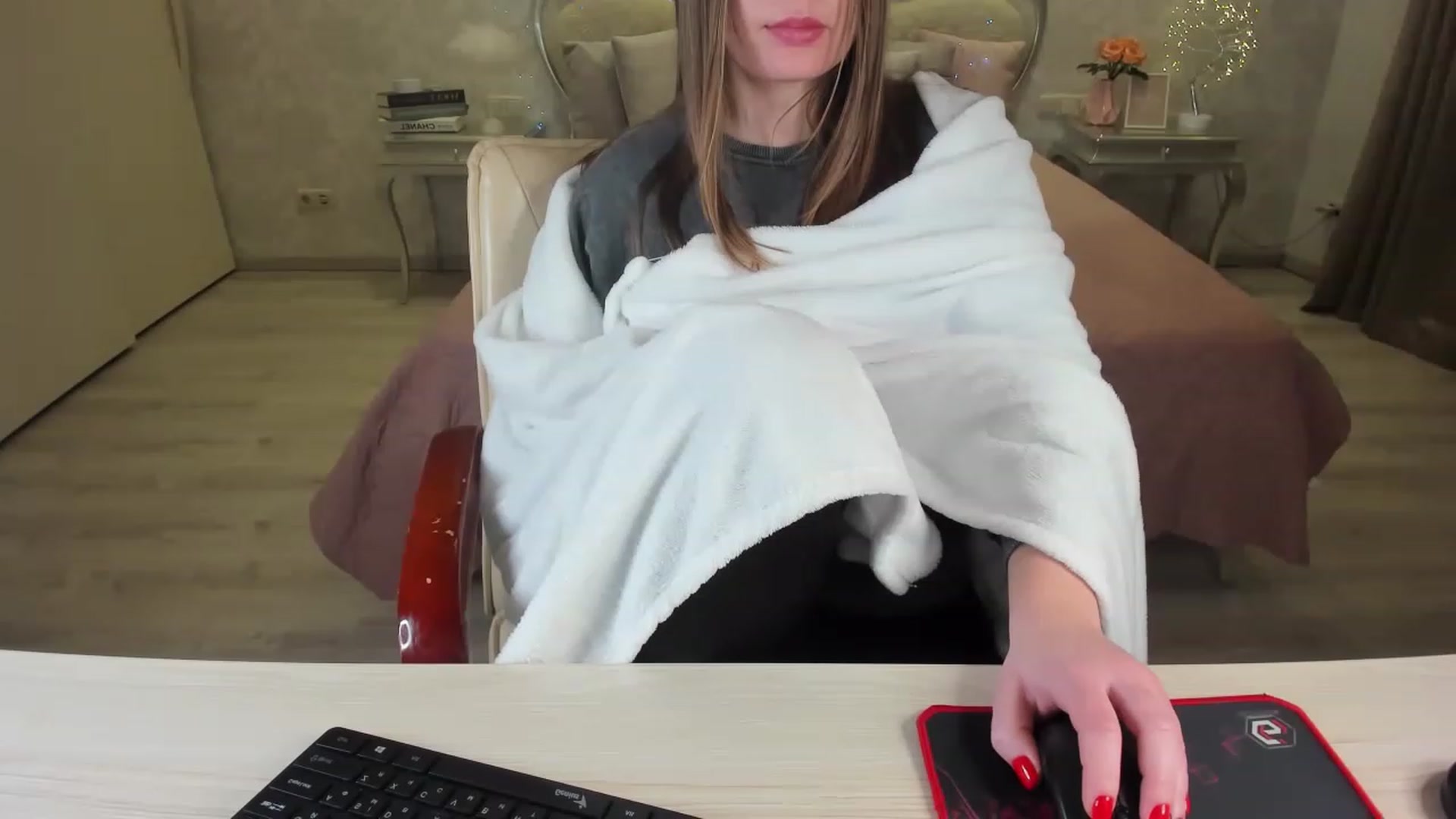 Gallery image thumbnail from AmeliaSue's myfreecams stream on, 01/18/2023, 24:02 image 11 of 20