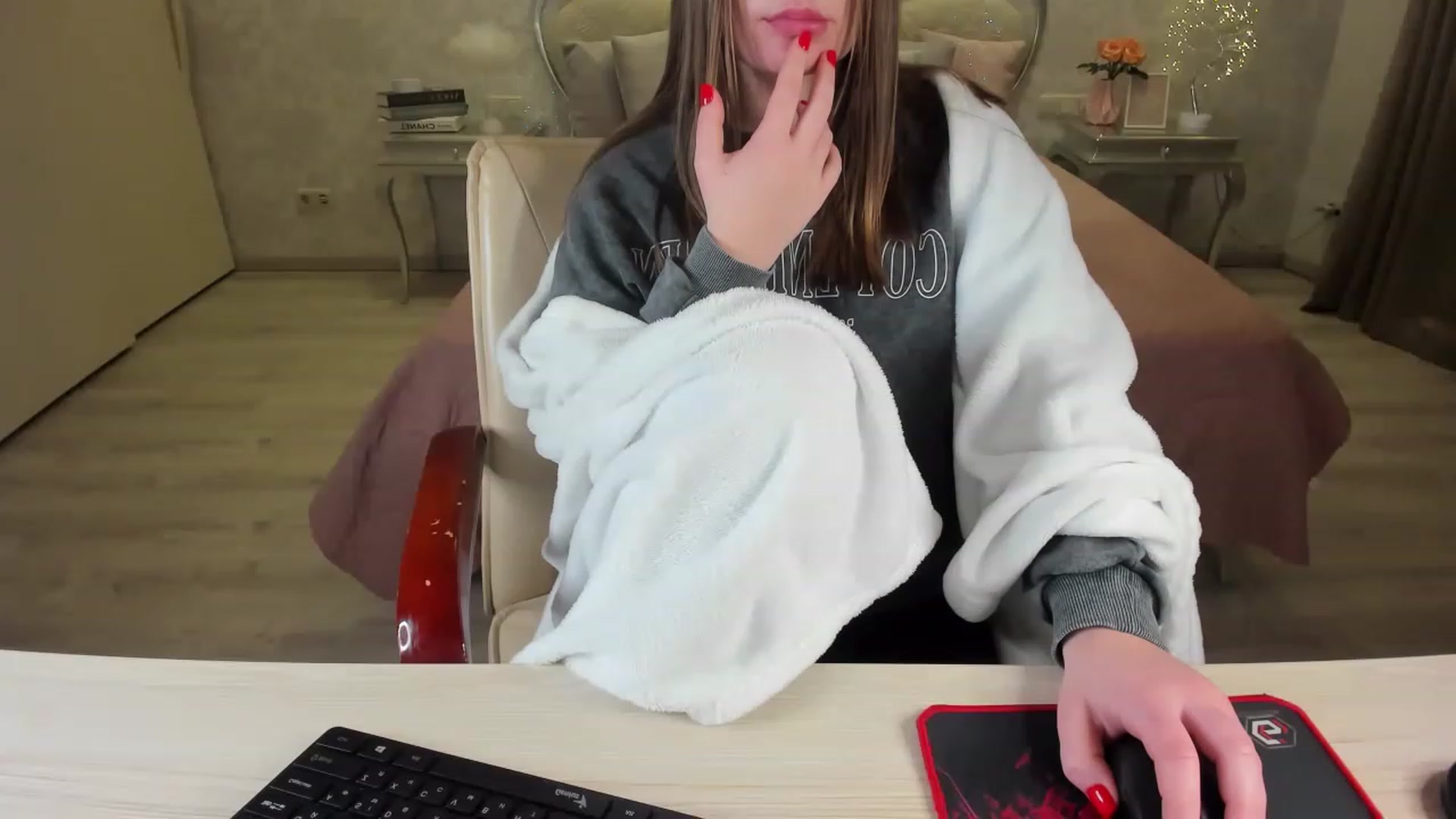 Gallery image thumbnail from AmeliaSue's myfreecams stream on, 01/18/2023, 24:02 image 7 of 20