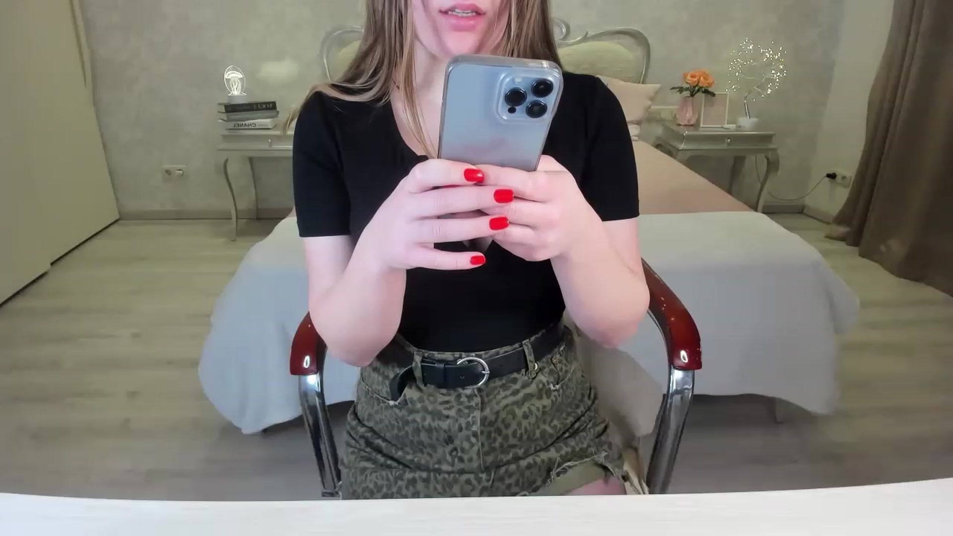 Gallery image thumbnail from AmeliaSue's myfreecams stream on, 01/20/2023, 09:16 image 11 of 20