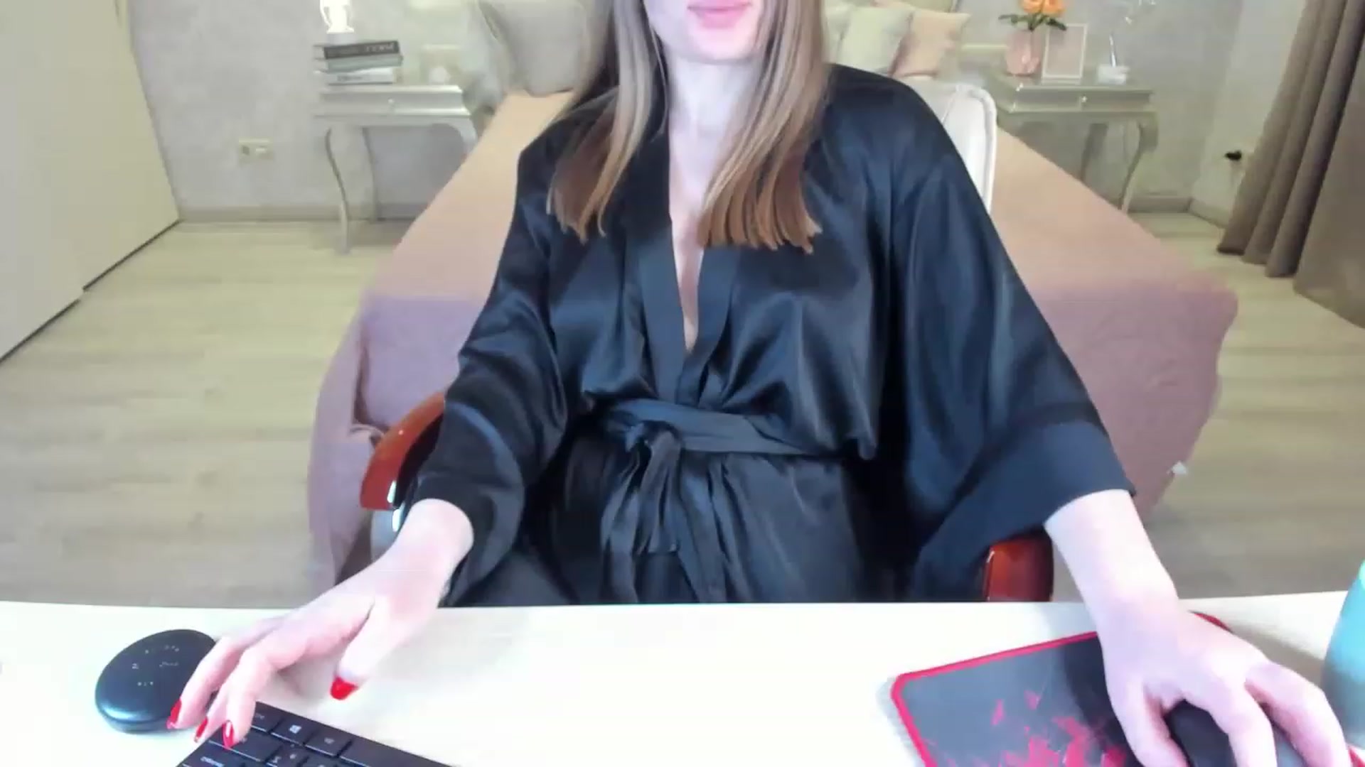 Gallery image thumbnail from AmeliaSue's myfreecams stream on, 01/22/2023, 14:38 image 6 of 20