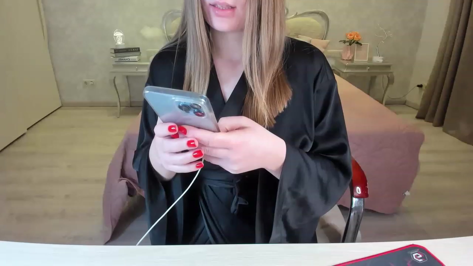 Gallery image thumbnail from AmeliaSue's myfreecams stream on, 01/22/2023, 15:29 image 17 of 20